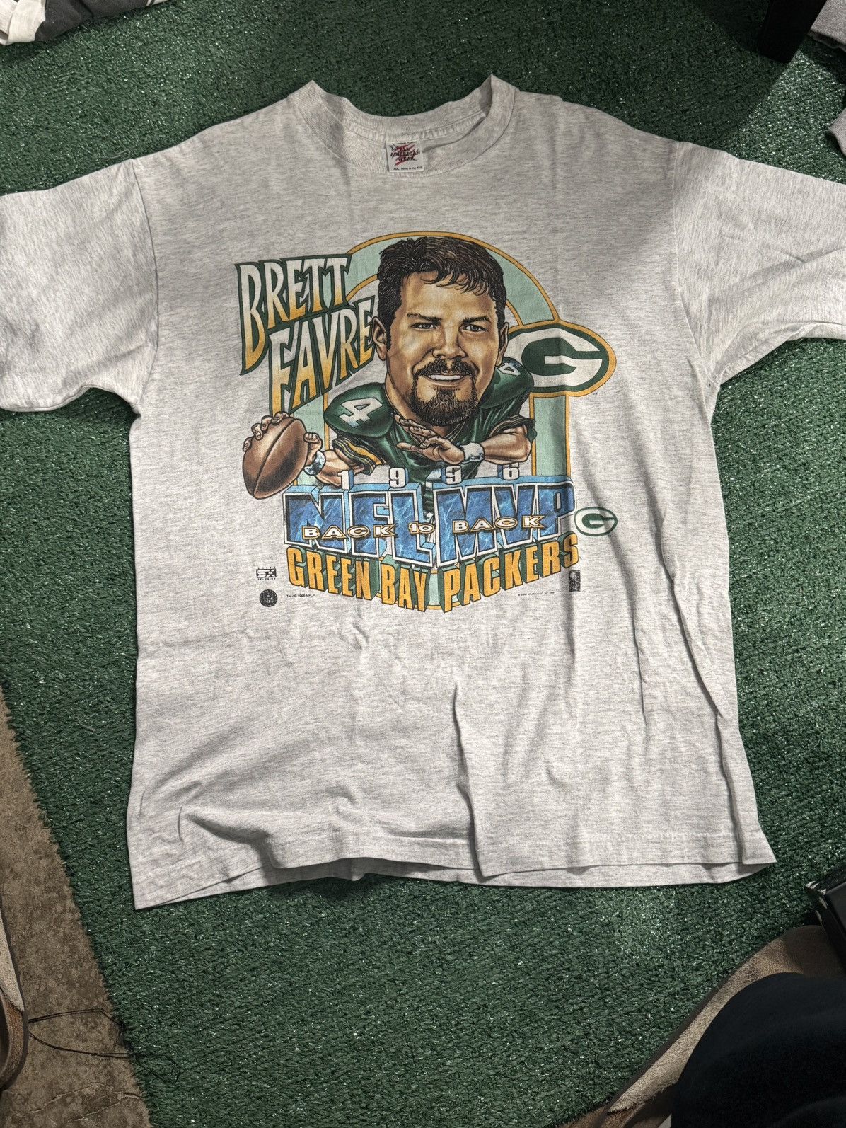 Vintage Vintage 1996 Brett Favre Green Bay Packers Size US XL / EU 56 / 4 - 1 Thumbnail