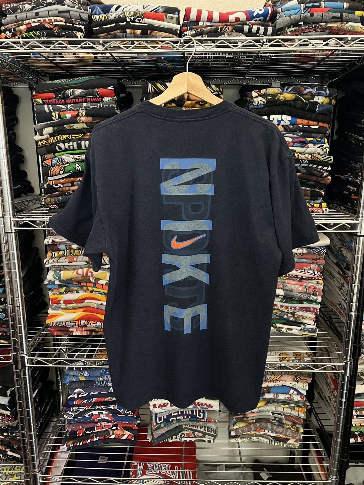 Nike 90s Nike Sports Athletics Mini Swoosh Center Tee Size US L / EU 52-54 / 3 - 1 Thumbnail