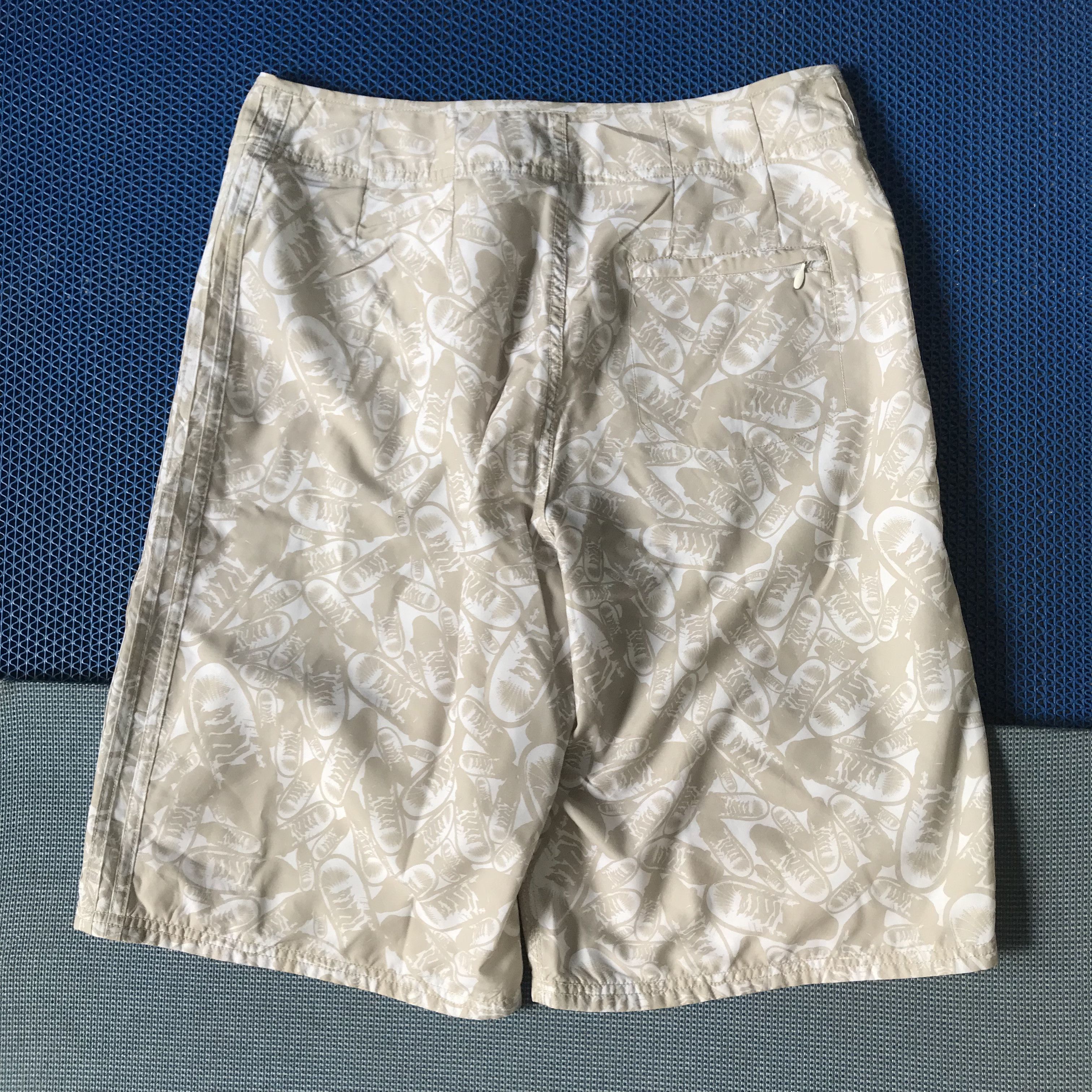 Adidas Vintage Adidas Originals Shorts pants full print adidas shoe Size US 33 - 11 Thumbnail