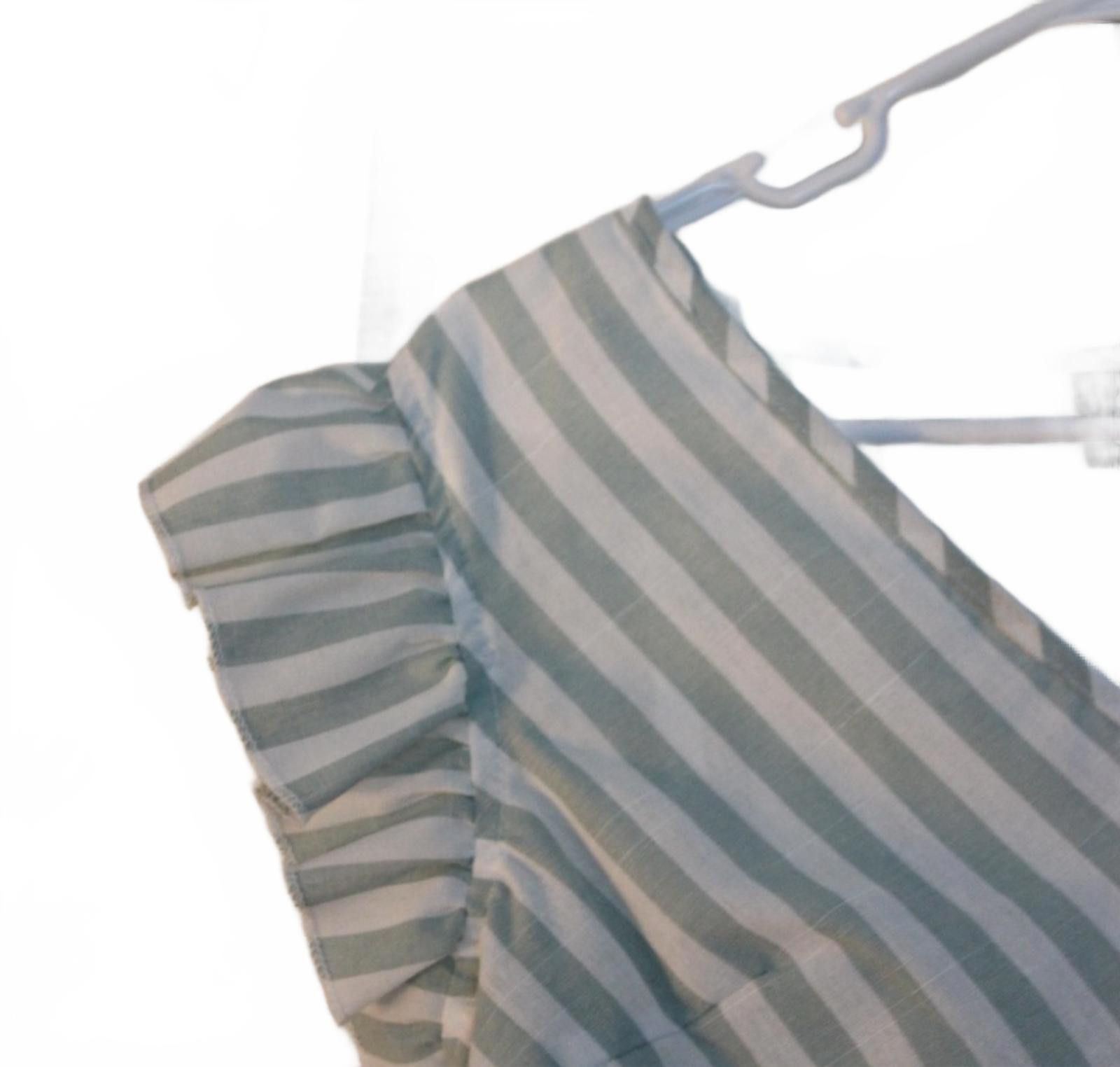 Shein SHEIN Women's Mint Striped Ruffle Cropped Blouse Sz Small Size S / US 4 / IT 40 - 4 Thumbnail