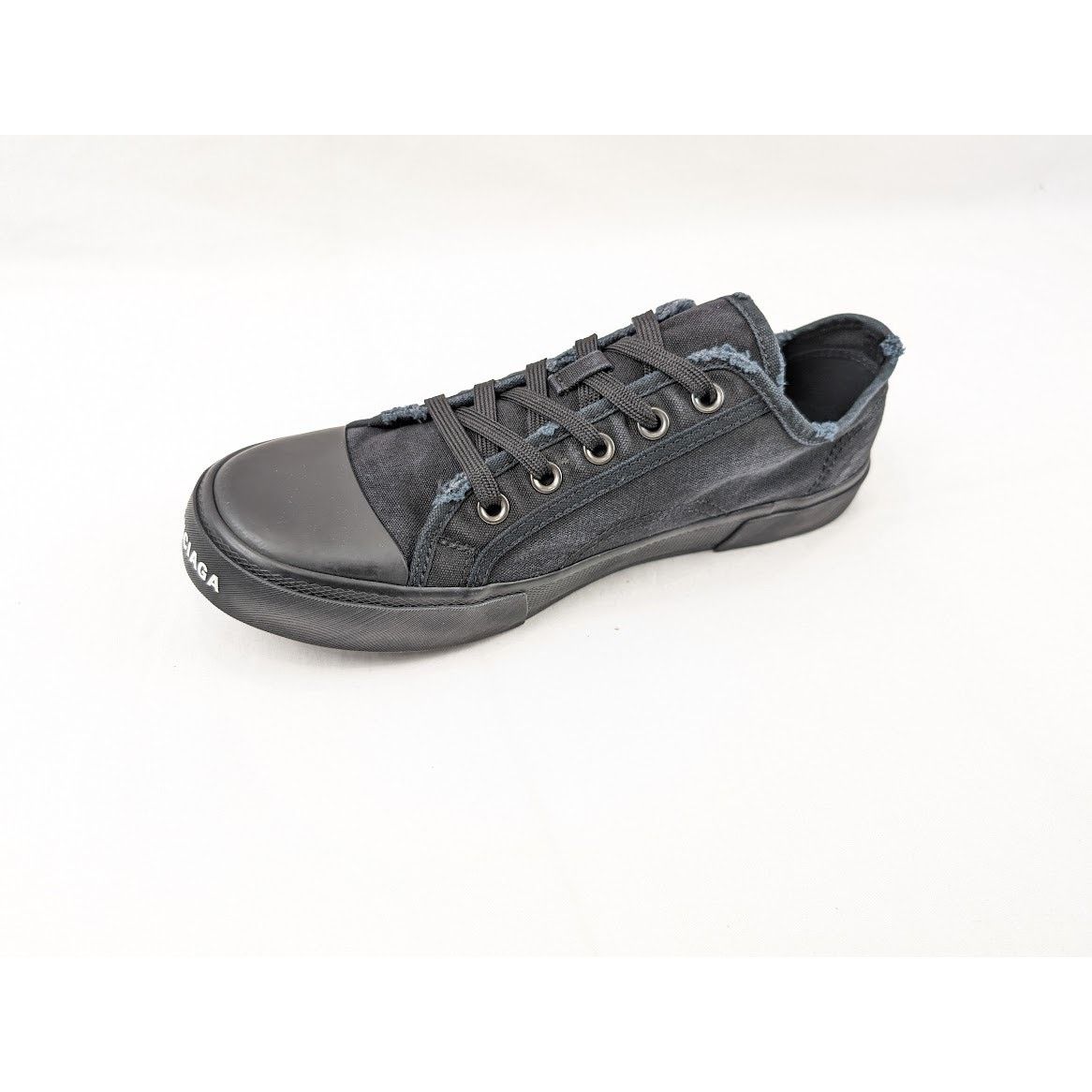 Balenciaga o1rshd1 Low MNC Destroy Paris Low Top Sneakers in Black Size US 9 / EU 42 - 9 Thumbnail