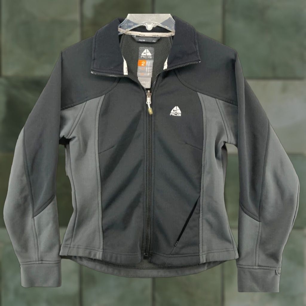 Nike ACG Nike ACG Jacket Womens Small Black Gray Full Zip Thermal Layer Athletic Size S / US 4 / IT 40 - 1 Thumbnail