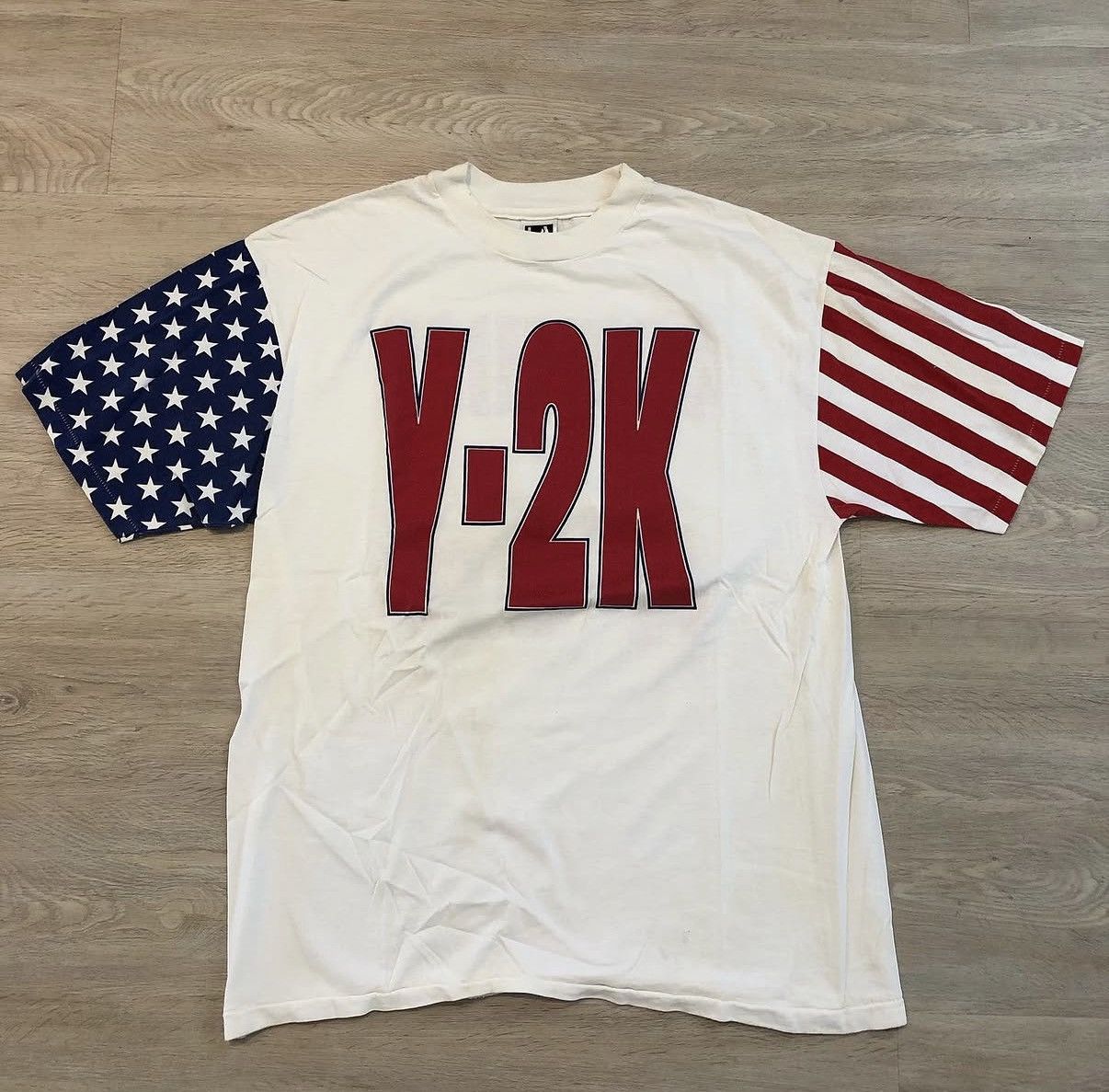 Vintage Vintage Y-2K T-Shirt Size US XL / EU 56 / 4 - 1 Thumbnail