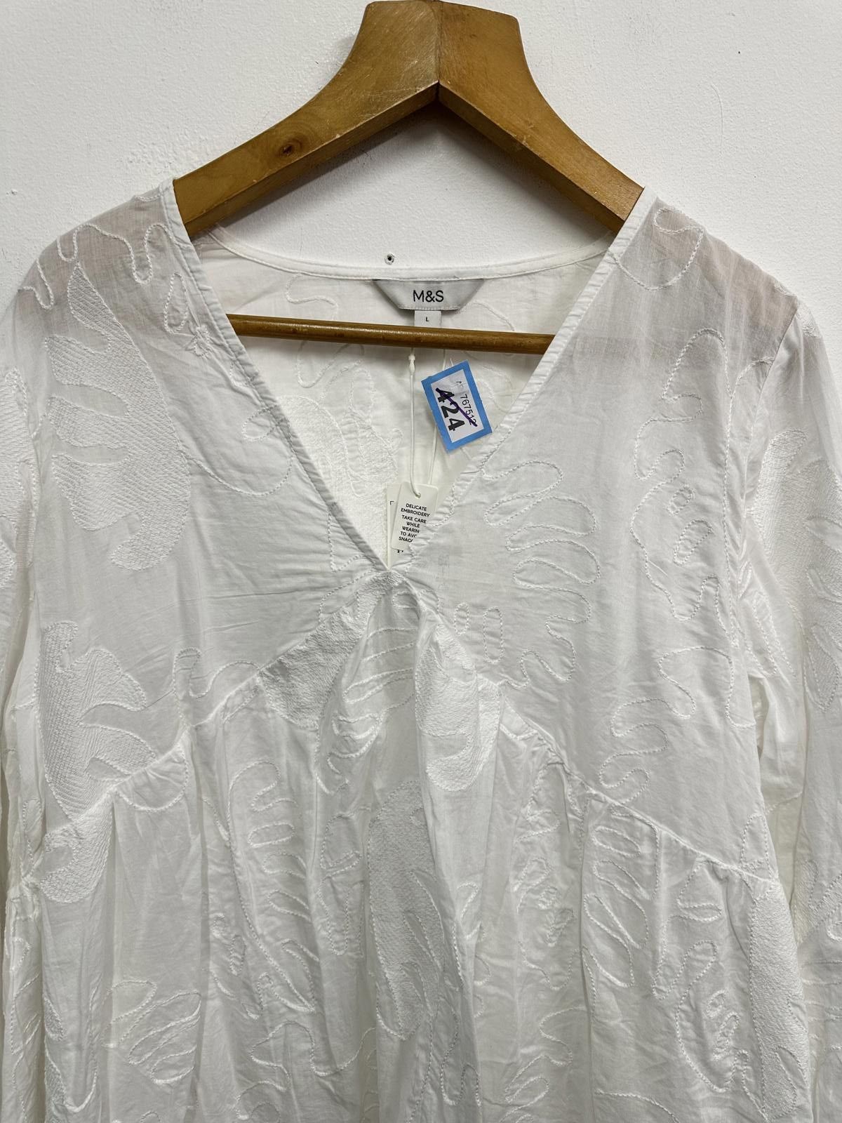 M.E. Sport M&S White Embroidered V-Neck Long Sleeve Top Size L Size L / US 10 / IT 46 - 3 Thumbnail