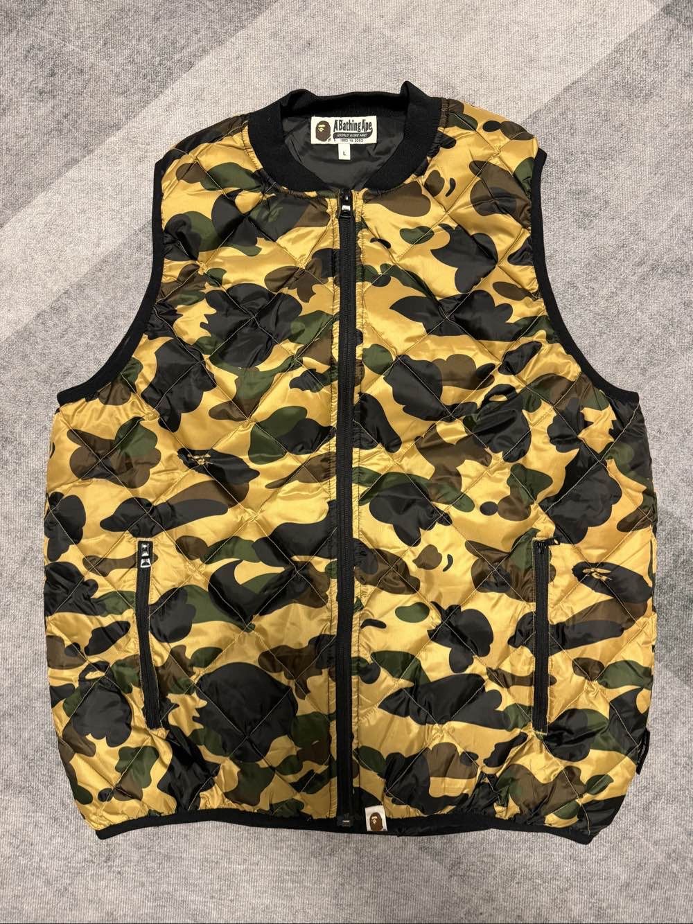 Bape A Bathing Ape Camo Down Vest Size L Size US L / EU 52-54 / 3 - 1 Thumbnail