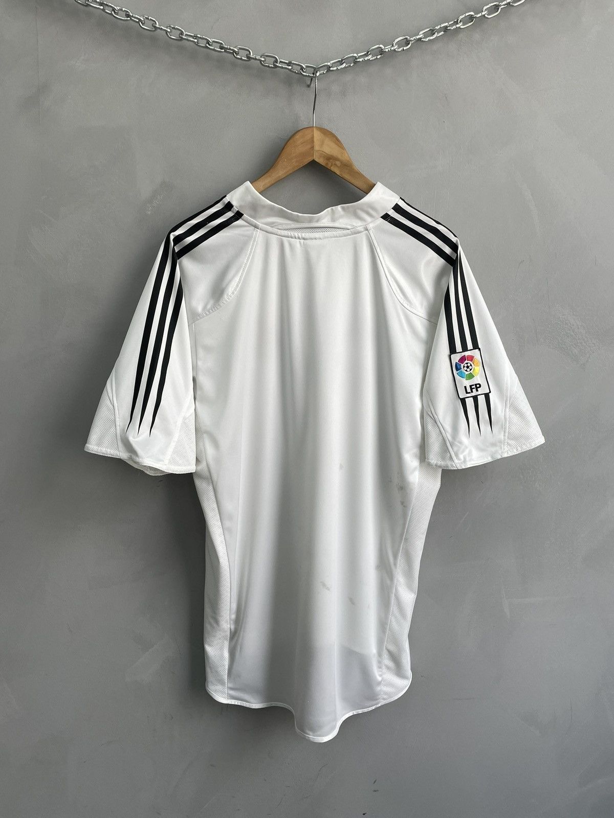 Adidas Fc real Madrid adidas 2000s blokecore football jersey Size US L / EU 52-54 / 3 - 9 Thumbnail