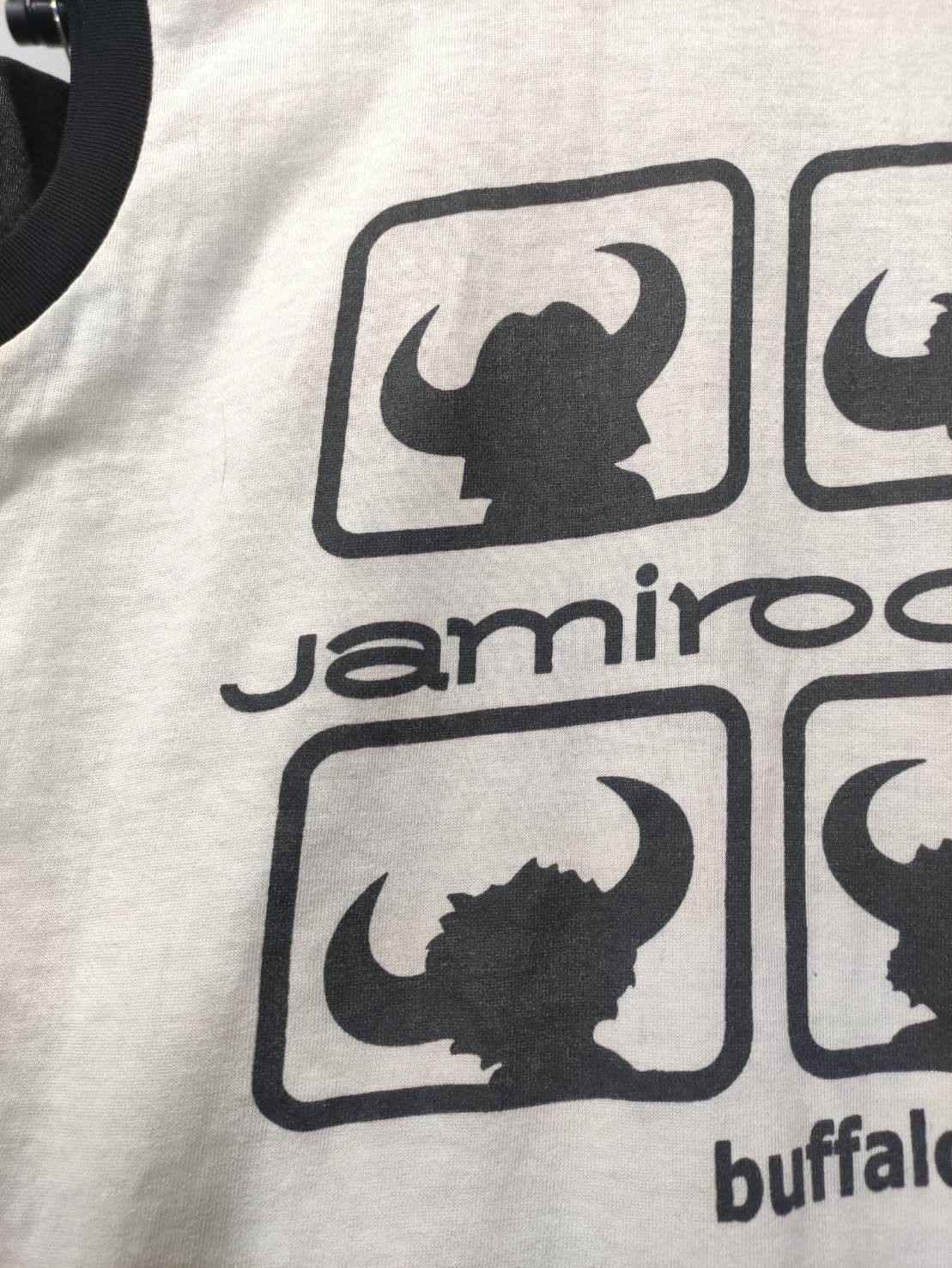 Band Tees Vtg 90's Jamiroquai Buffalo-Band Sleeveless Shirt. Size US M / EU 48-50 / 2 - 3 Thumbnail