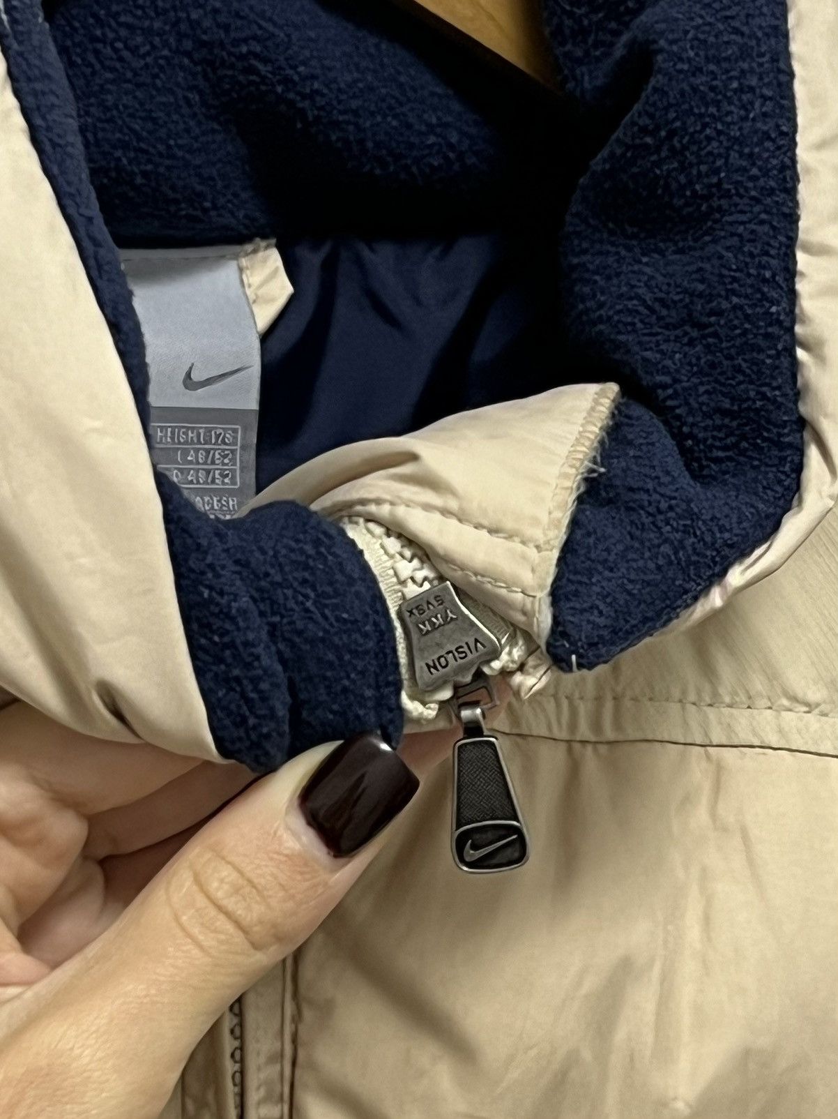 Nike × Vintage Vintage Nike Y2K Puffer Vest w/ Hood Size US M / EU 48-50 / 2 - 11 Thumbnail