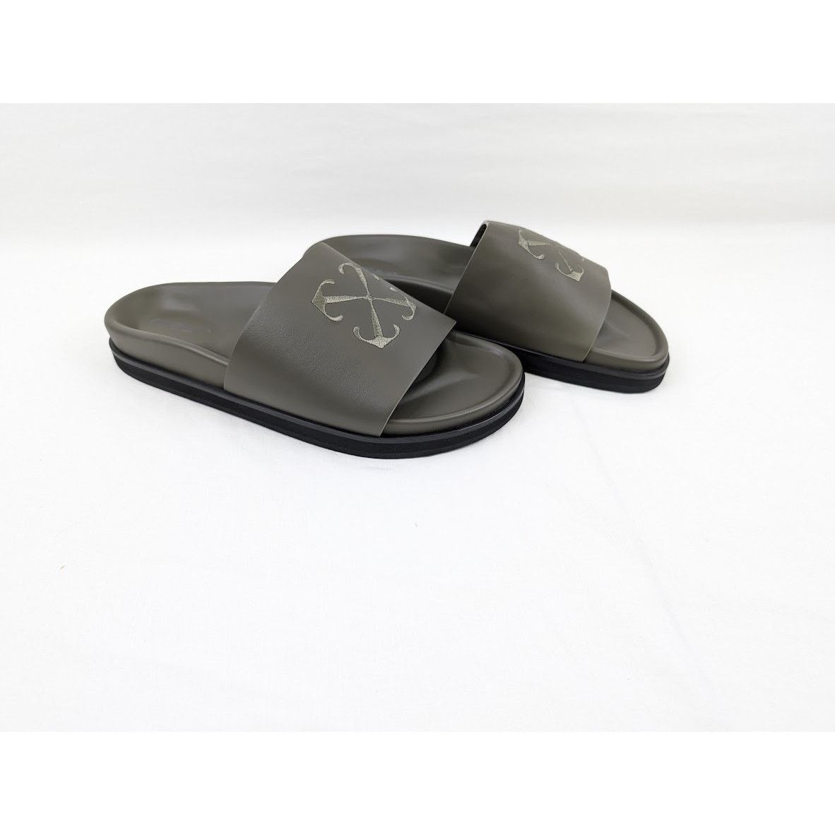 Off-White o1rshd1 Pool Time Slider in Military Green Size US 9 / EU 42 - 11 Thumbnail