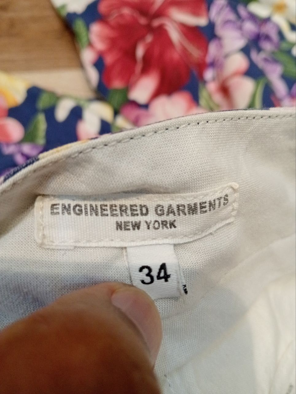 Engineered Garments ENGINEERED GARMENTS NEW YORK FLORAL SHORTPANTS Size US 34 / EU 50 - 4 Thumbnail