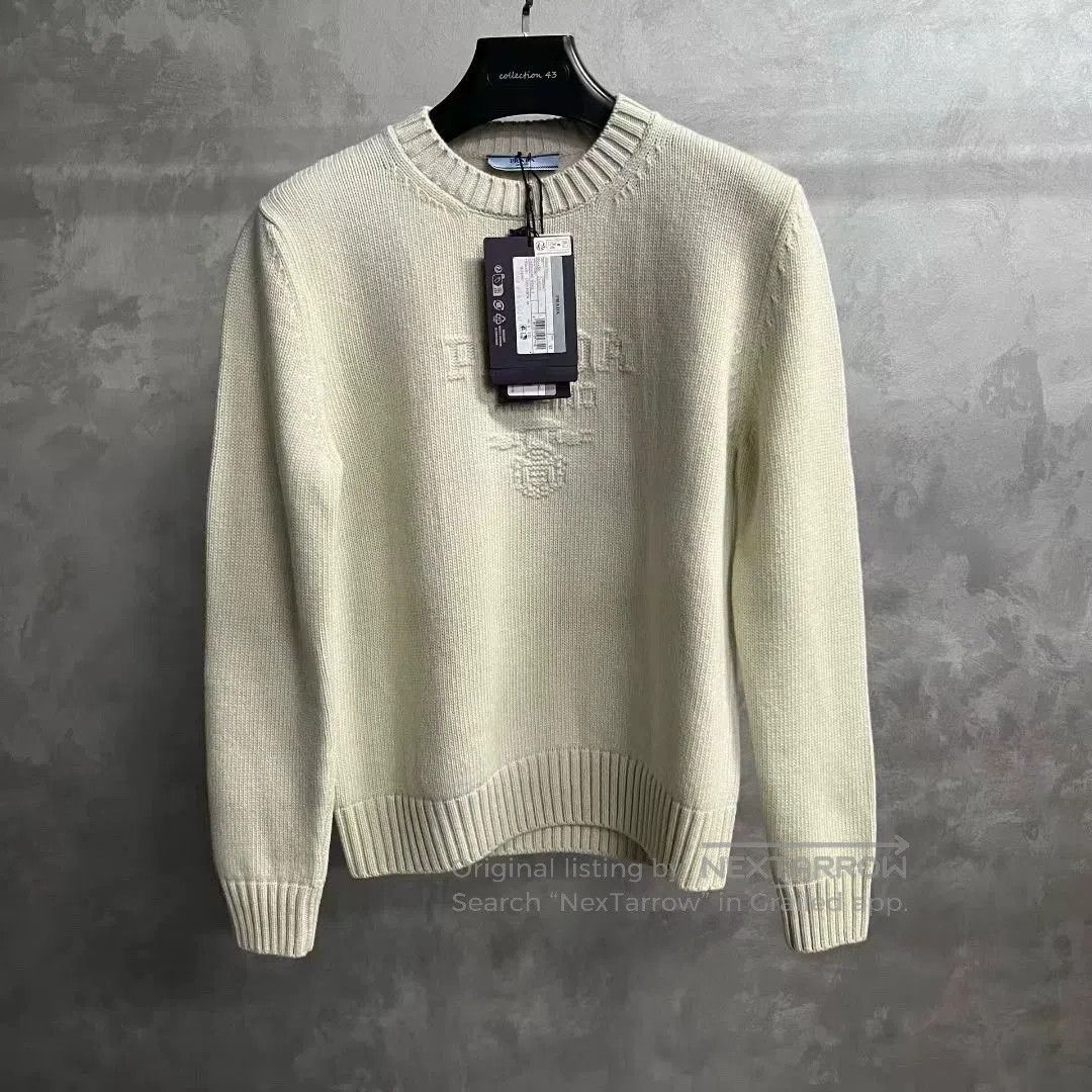 Prada prada white logo long sleeve sweater. Size US M / EU 48-50 / 2 - 1 Thumbnail