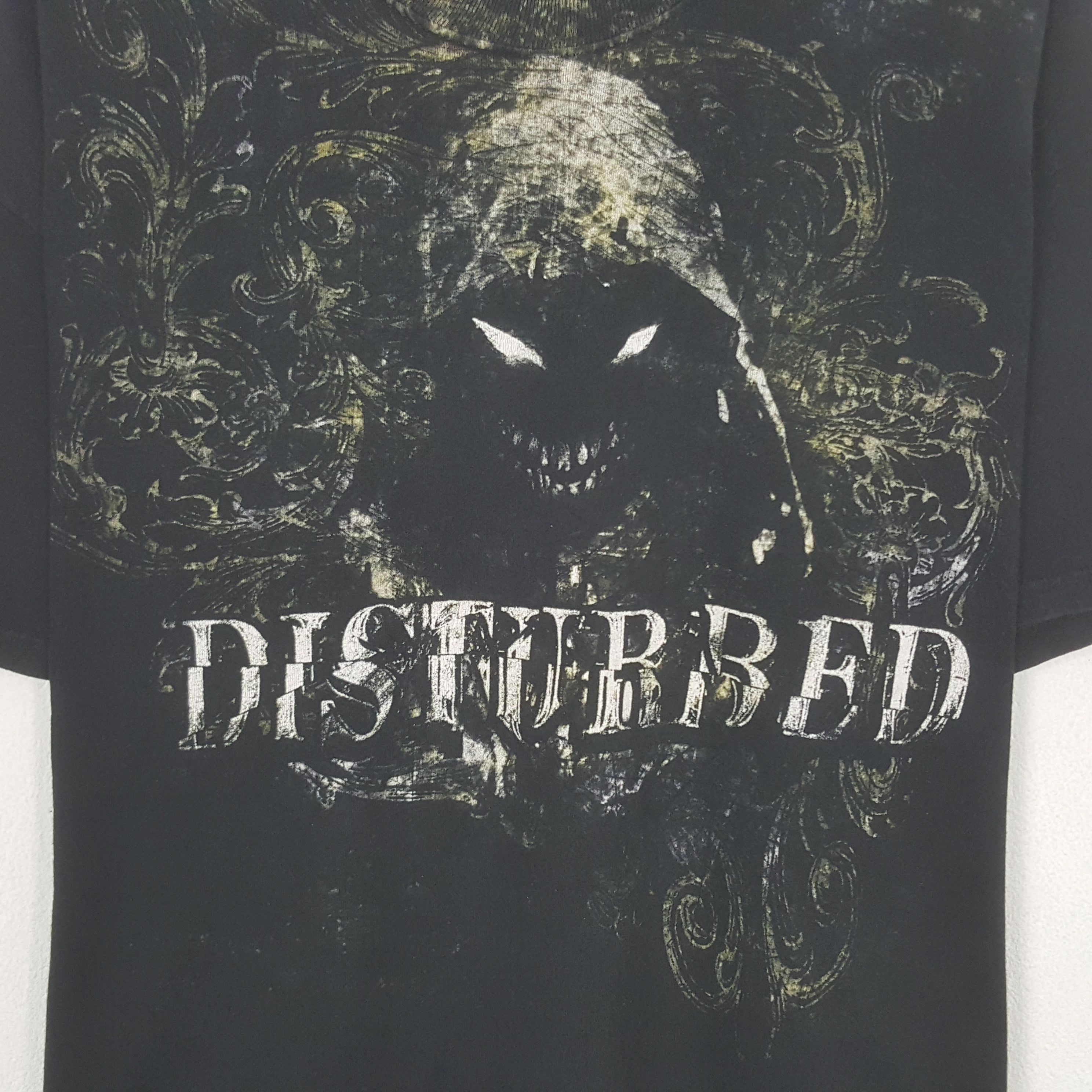 Other Vintage Disturbed Rock T-shirt Size US XL / EU 56 / 4 - 2 Thumbnail
