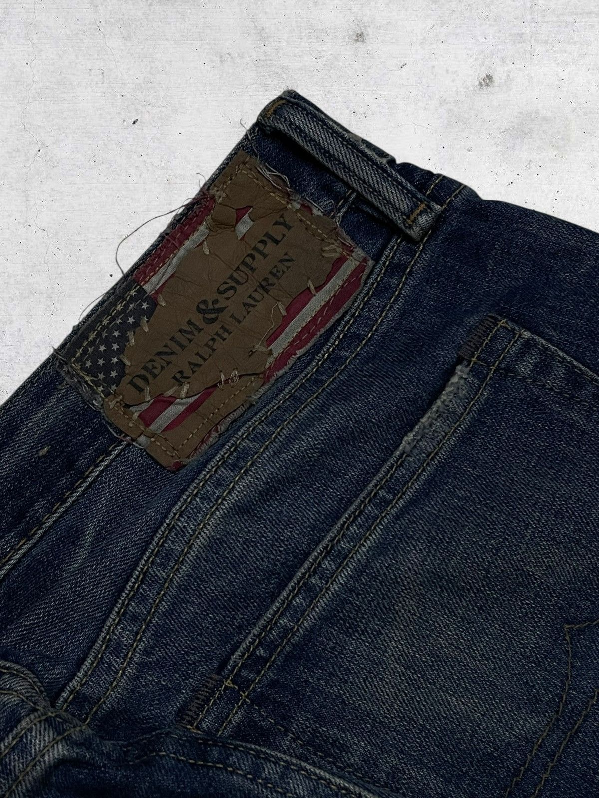 Polo Ralph Lauren VINTAGE RALPH LAURENT OG CLASSIC DISTRESSED REGULAR DENIM Size US 32 / EU 48 - 16 Thumbnail