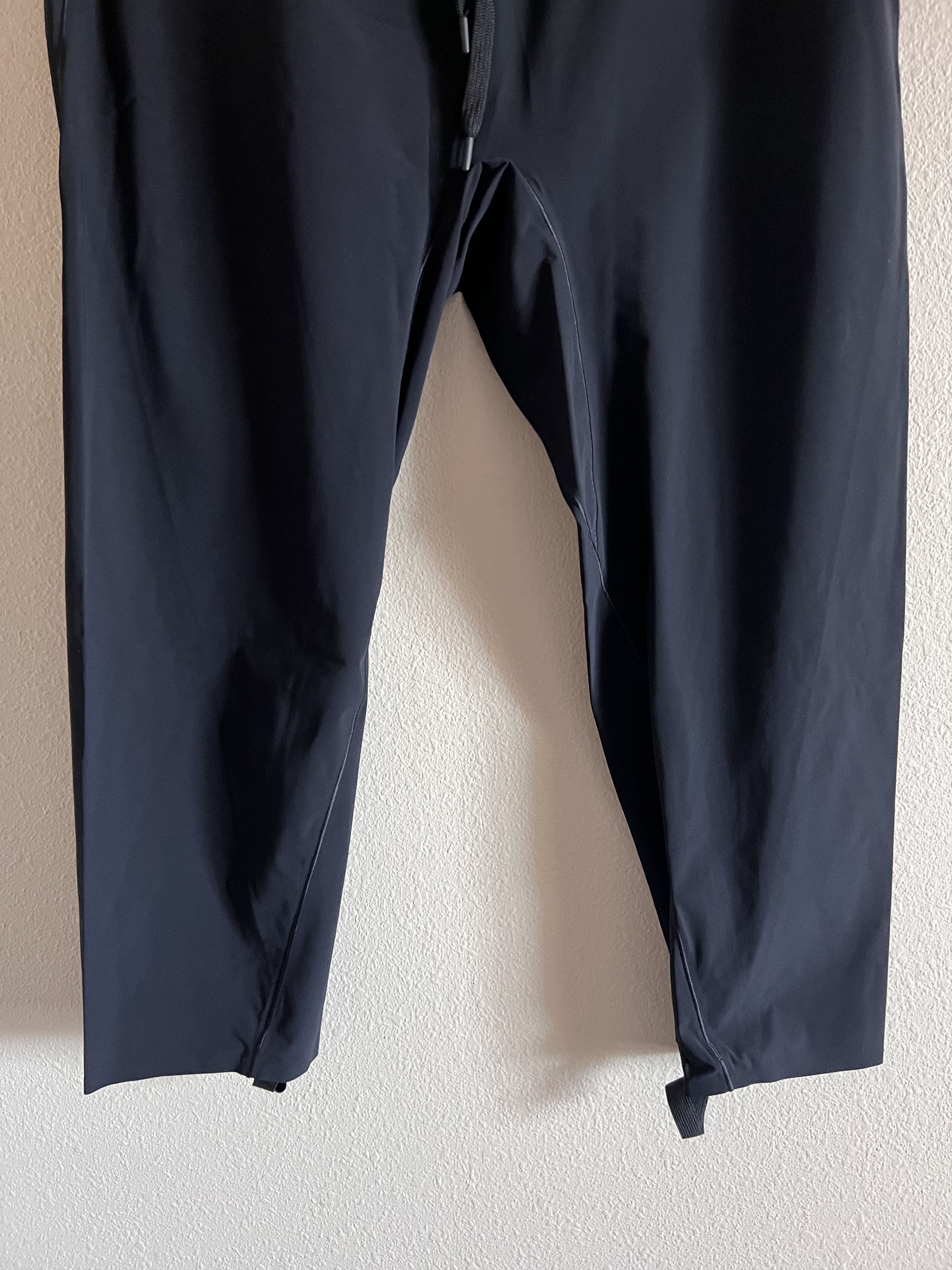 11 By Boris Bidjan Saberi × Salomon 11 by Boris Bidjan Saberi Salomon A.B. 1 in Black Size US 34 / EU 50 - 3 Thumbnail
