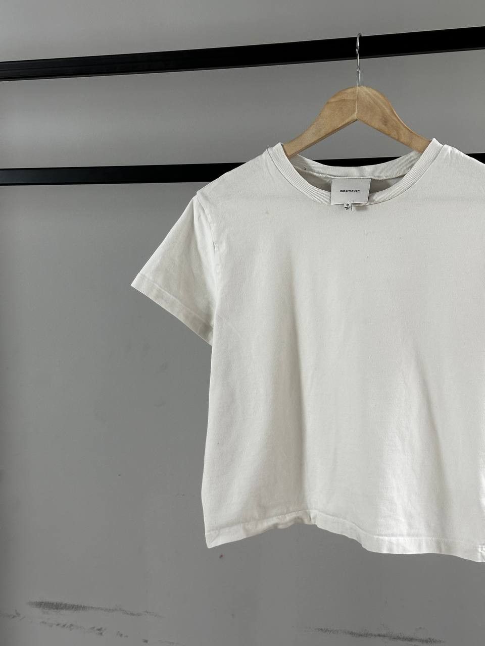 Reformation Reformation Casual White Cropped T Shirt Made In USA Size M / US 6-8 / IT 42-44 - 2 Thumbnail