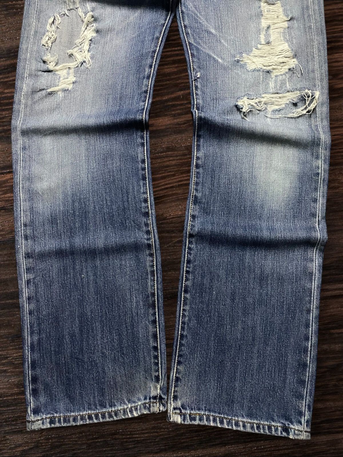 Levi's Vintage Clothing Vintage Levis 501 Ripped Loose Jeans Size US 32 / EU 48 - 5 Thumbnail