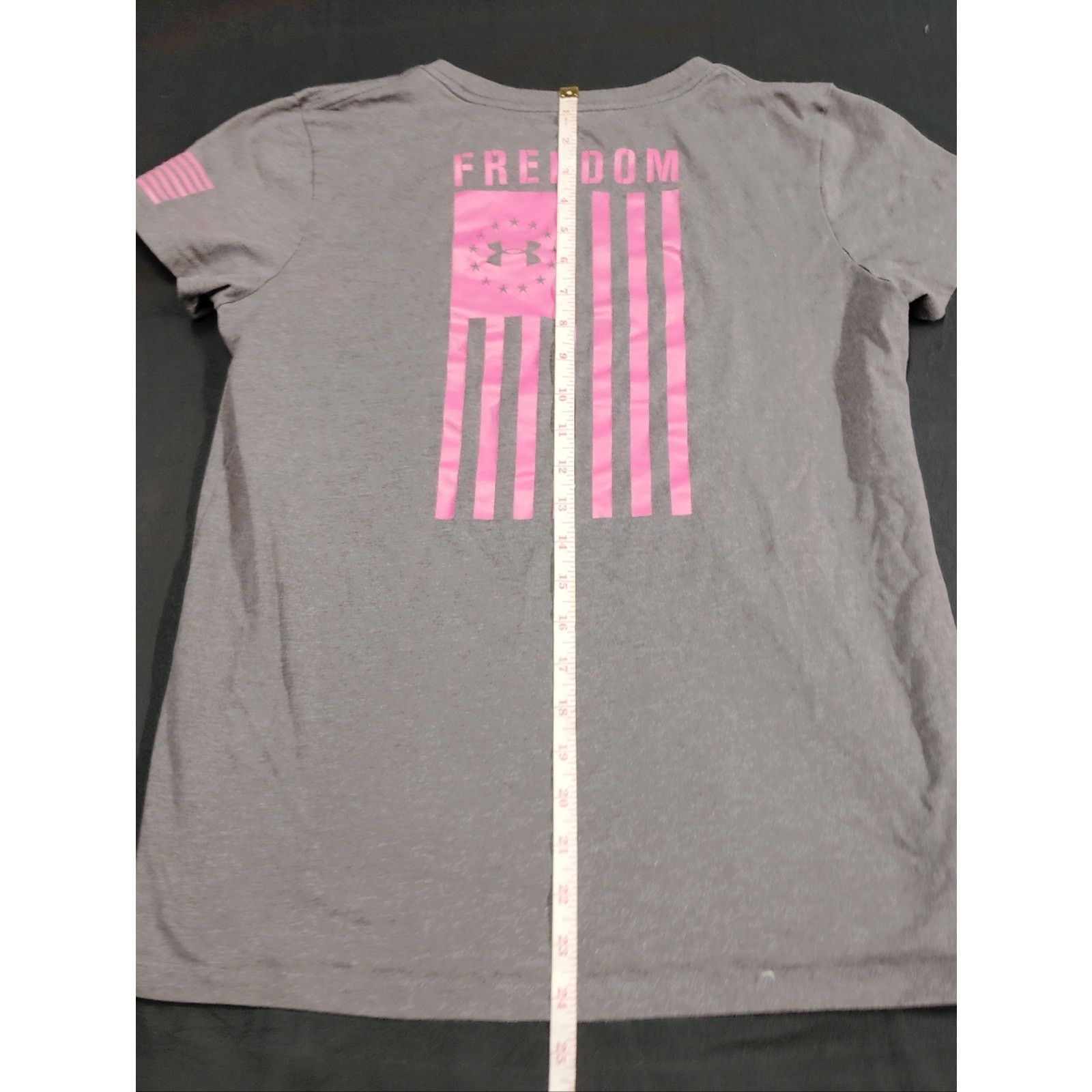 Under Armour Under Armour Light Gray Tee with Pink Freedom Flag Accents Size M / US 6-8 / IT 42-44 - 6 Thumbnail