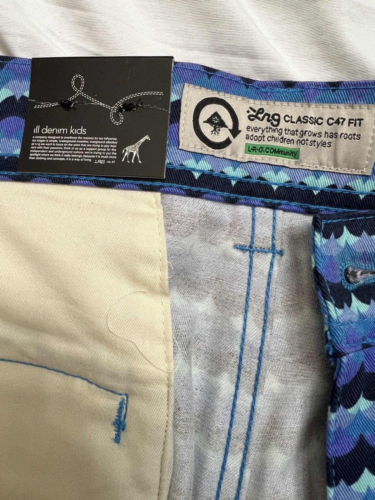LRG LRG blue wave-print cargo short size 36 classic fit Size US 36 / EU 52 - 7 Thumbnail