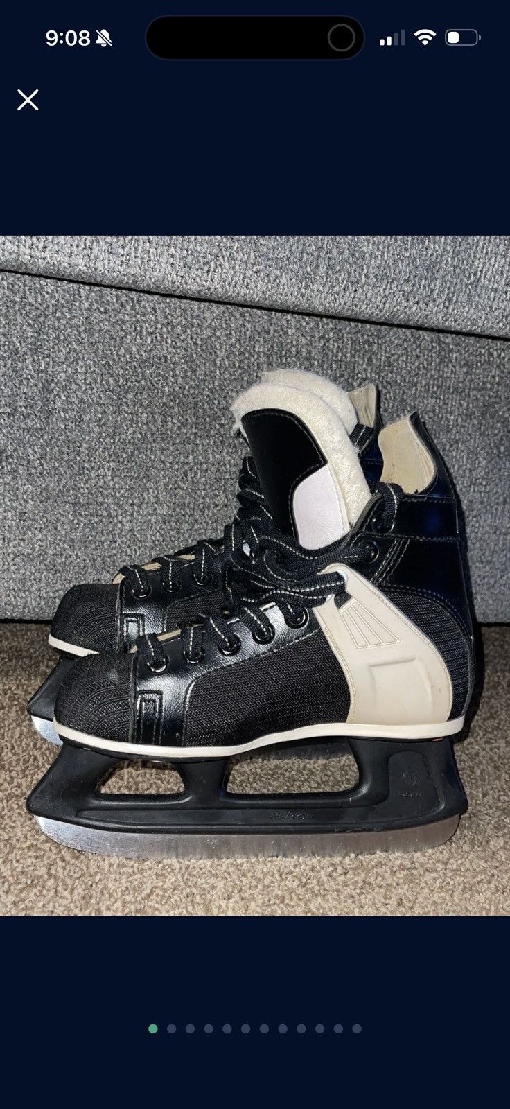 Ccm CCM Tacks SLM2500 Youth Ice Hockey Skates Size 1,1/2 Used Size US 5 / EU 37 - 1 Thumbnail