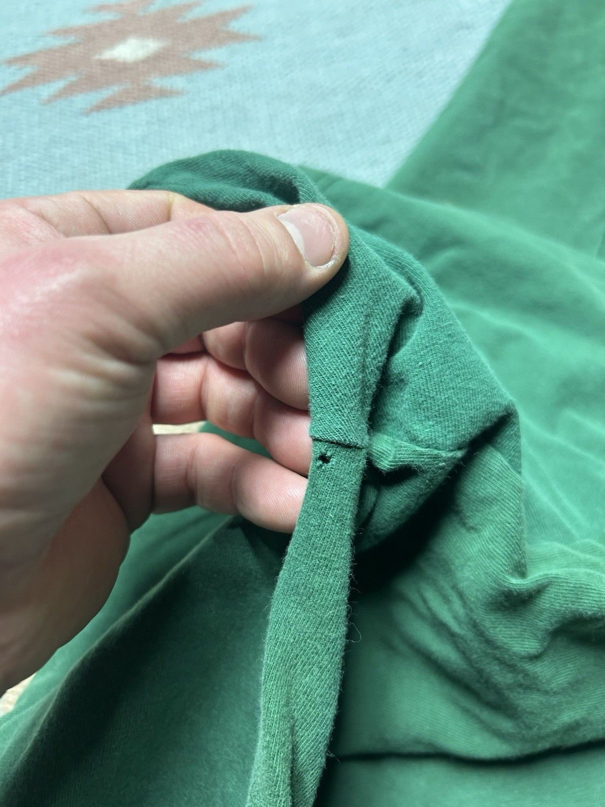 Vintage 90s blank t shirt forest green Hanes beefy cotton faded larg Size US L / EU 52-54 / 3 - 8 Thumbnail