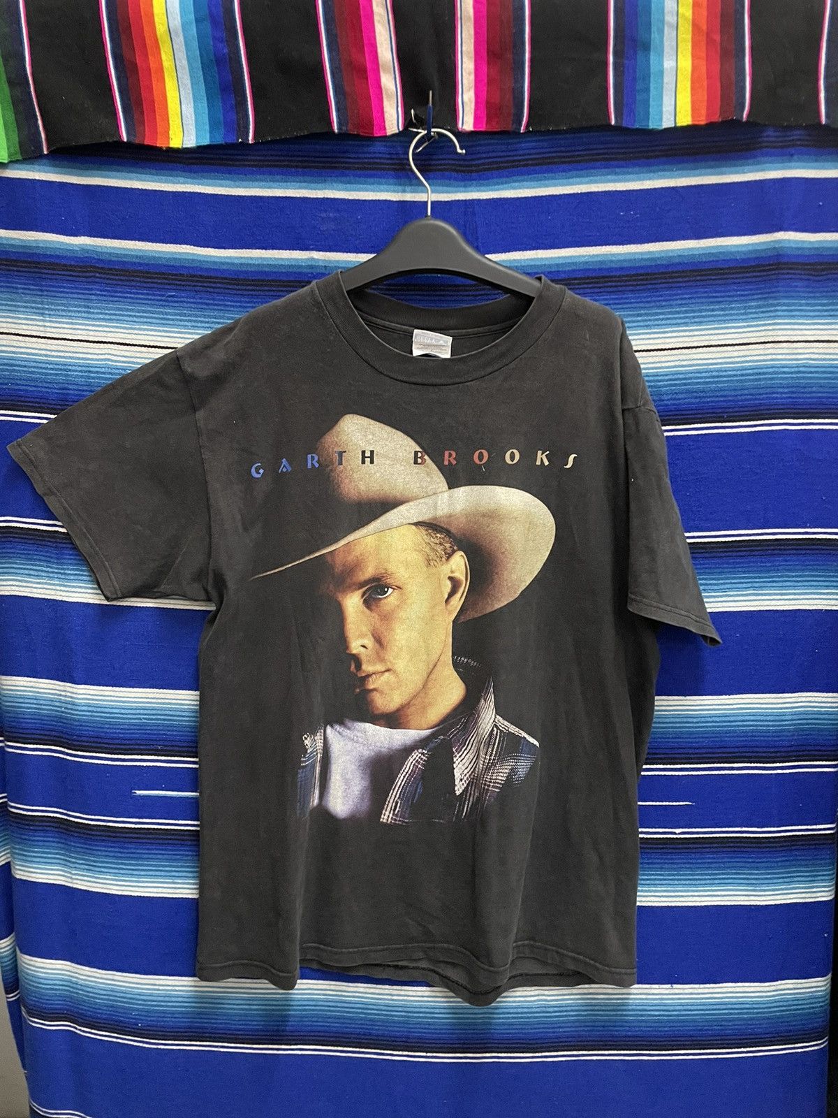 Band Tees GARTH BROOKS VINTAGE WELL FADED TEE Size US L / EU 52-54 / 3 - 1 Thumbnail