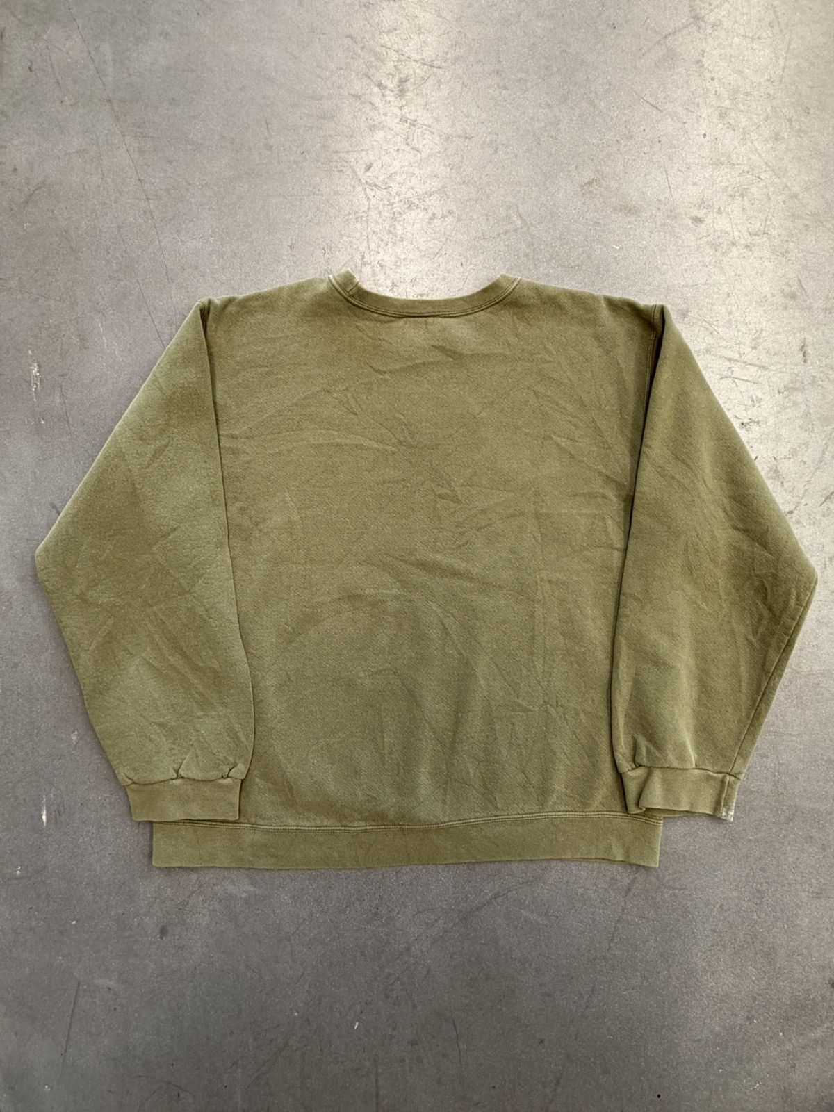 Nike 90’s Vintage Nike Embroidered Swoosh Olive Crewneck Size US L / EU 52-54 / 3 - 2 Thumbnail