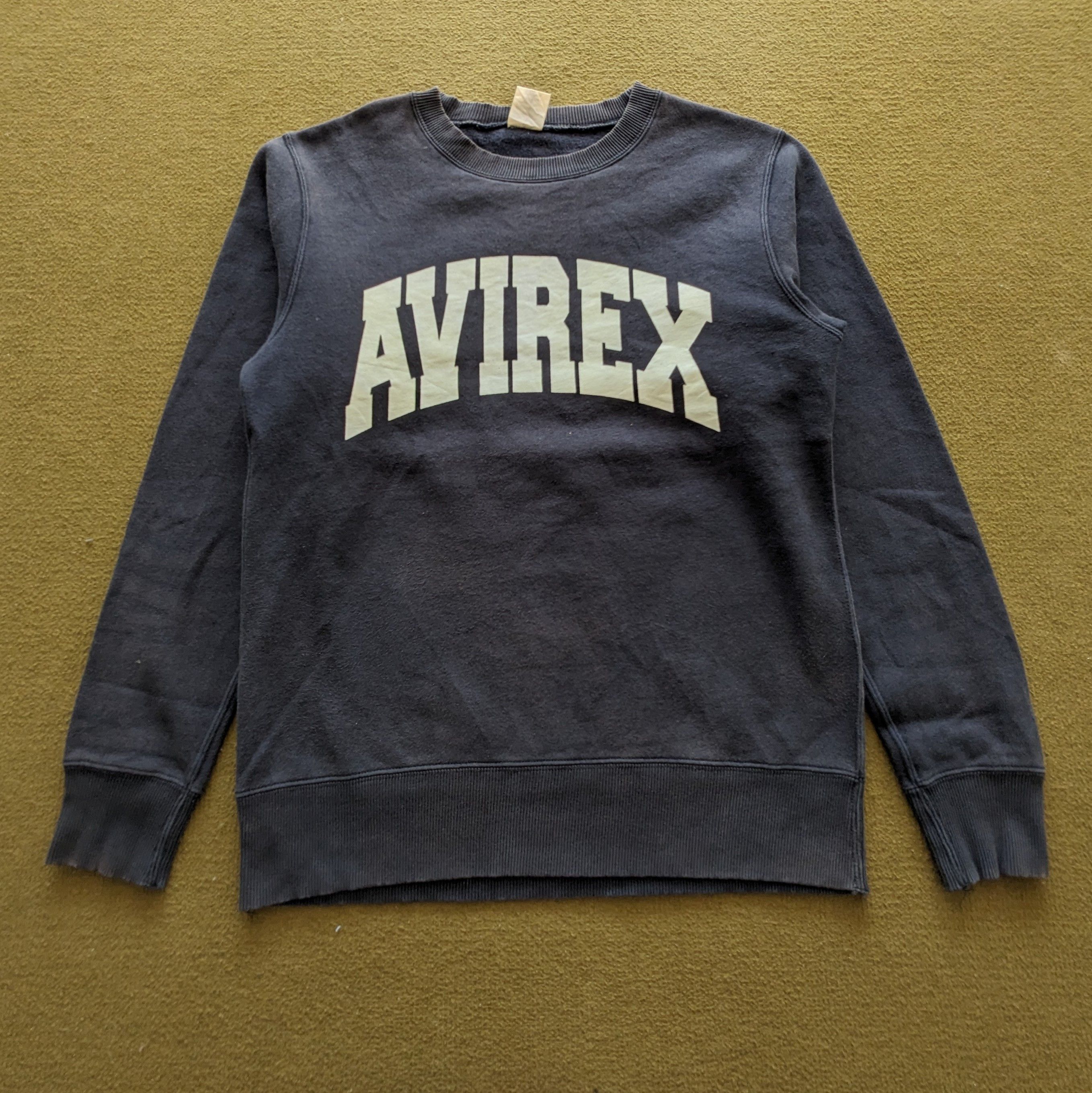 Vintage Vintage AVIREX USA Streetwear Style Sweatshirt Size US S / EU 44-46 / 1 - 1 Thumbnail