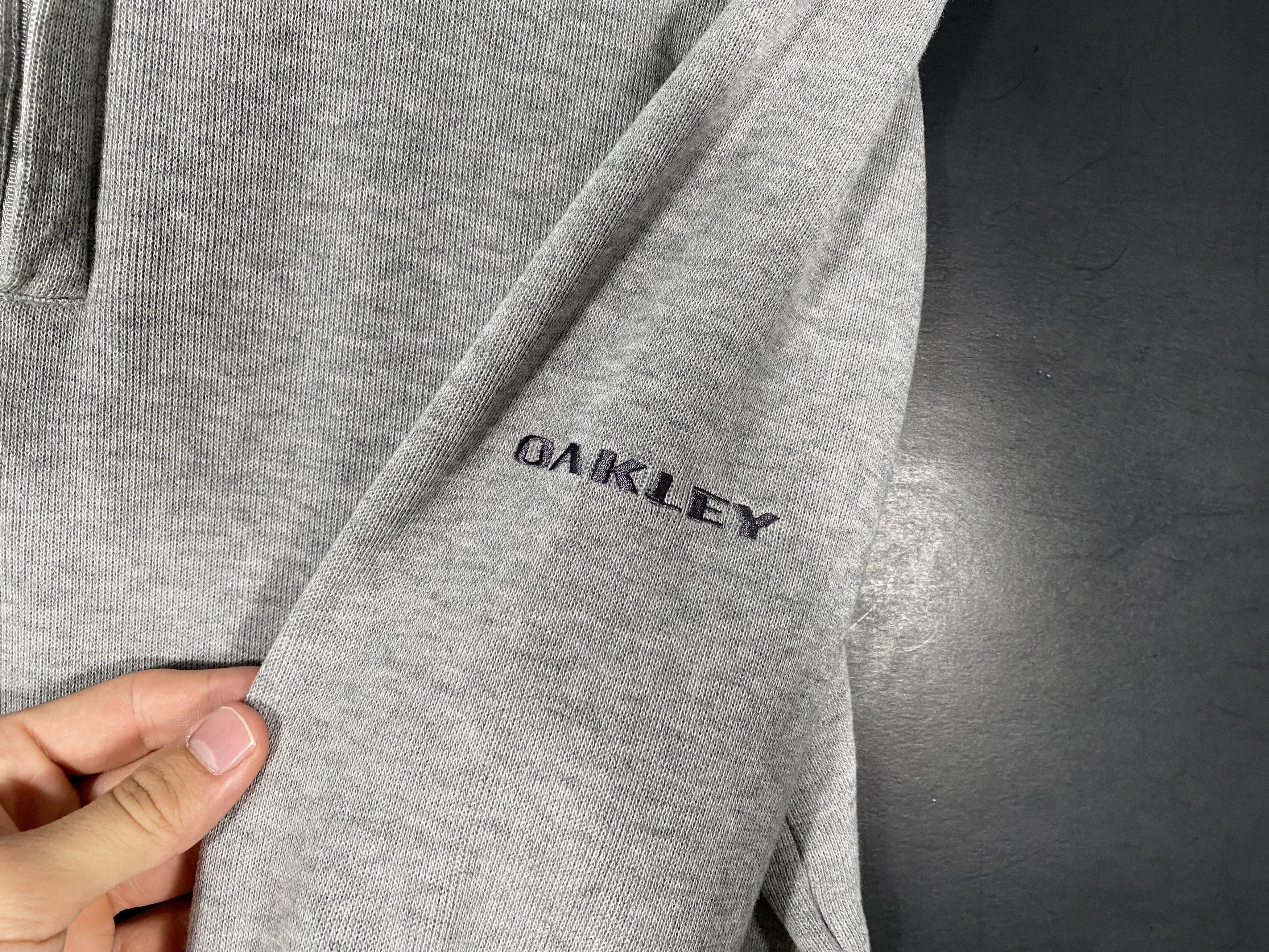 Oakley Y2K Oakley Scatter Skull Quarter Zip Sweater Gray Size US L / EU 52-54 / 3 - 4 Thumbnail