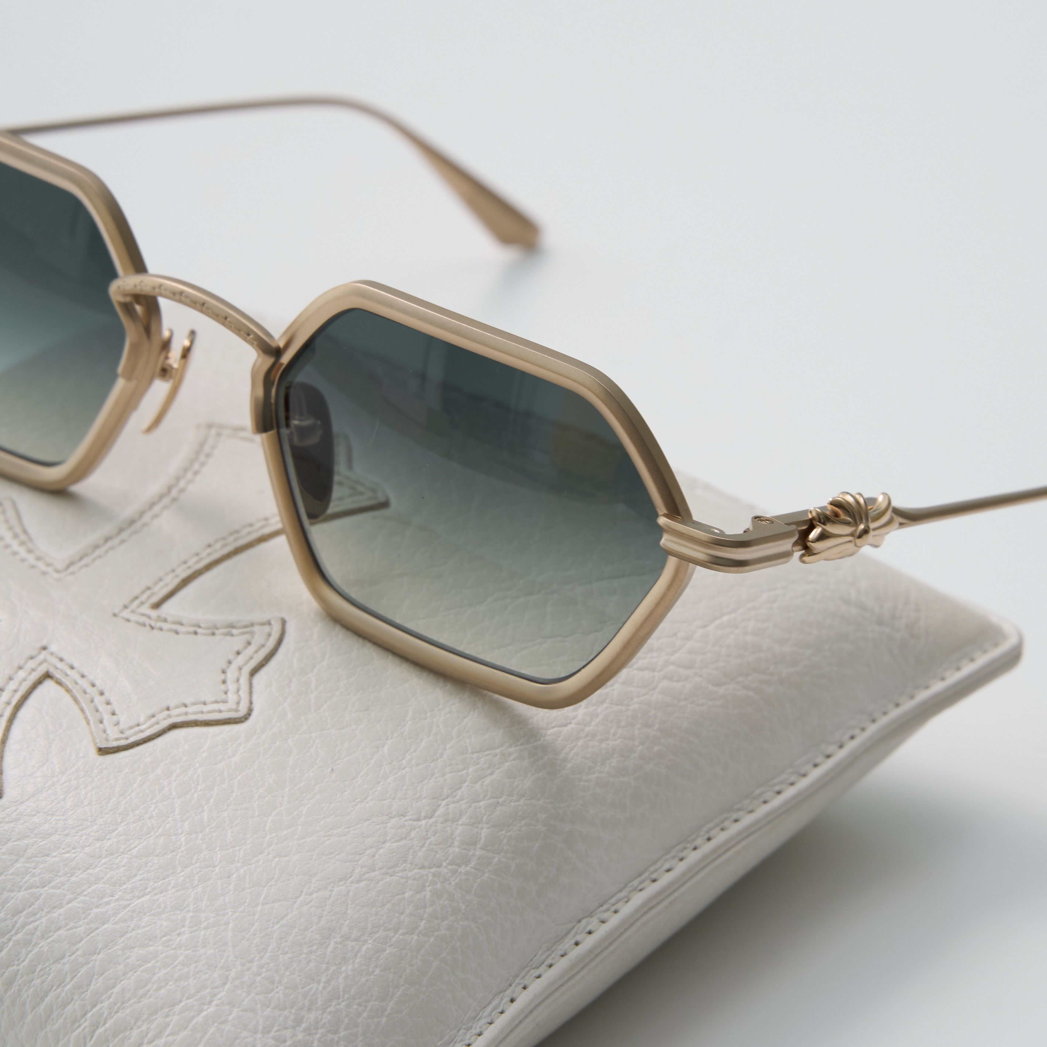Chrome Hearts CHROME HEARTS DATASS MATTE GOLD PLATED Size ONE SIZE - 4 Thumbnail