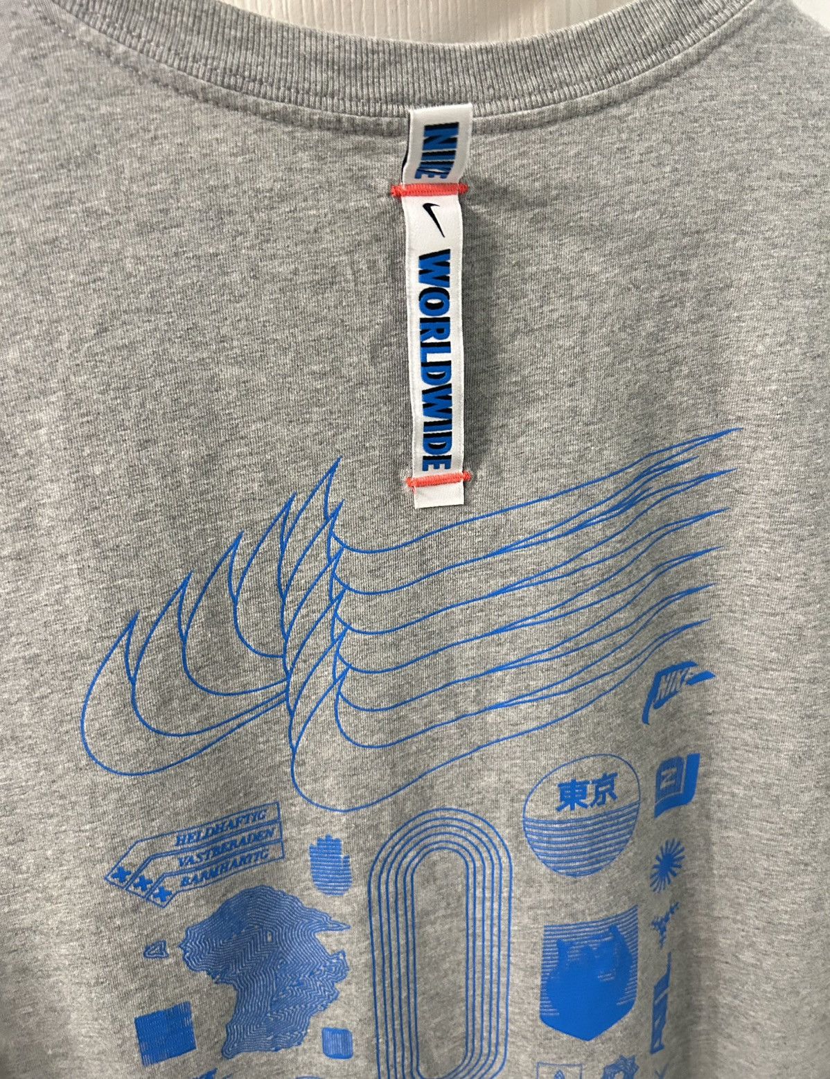 Nike Nike Sportswear Worldwide Globe SS Tee Mens Grey T-shirt M Size US M / EU 48-50 / 2 - 8 Thumbnail