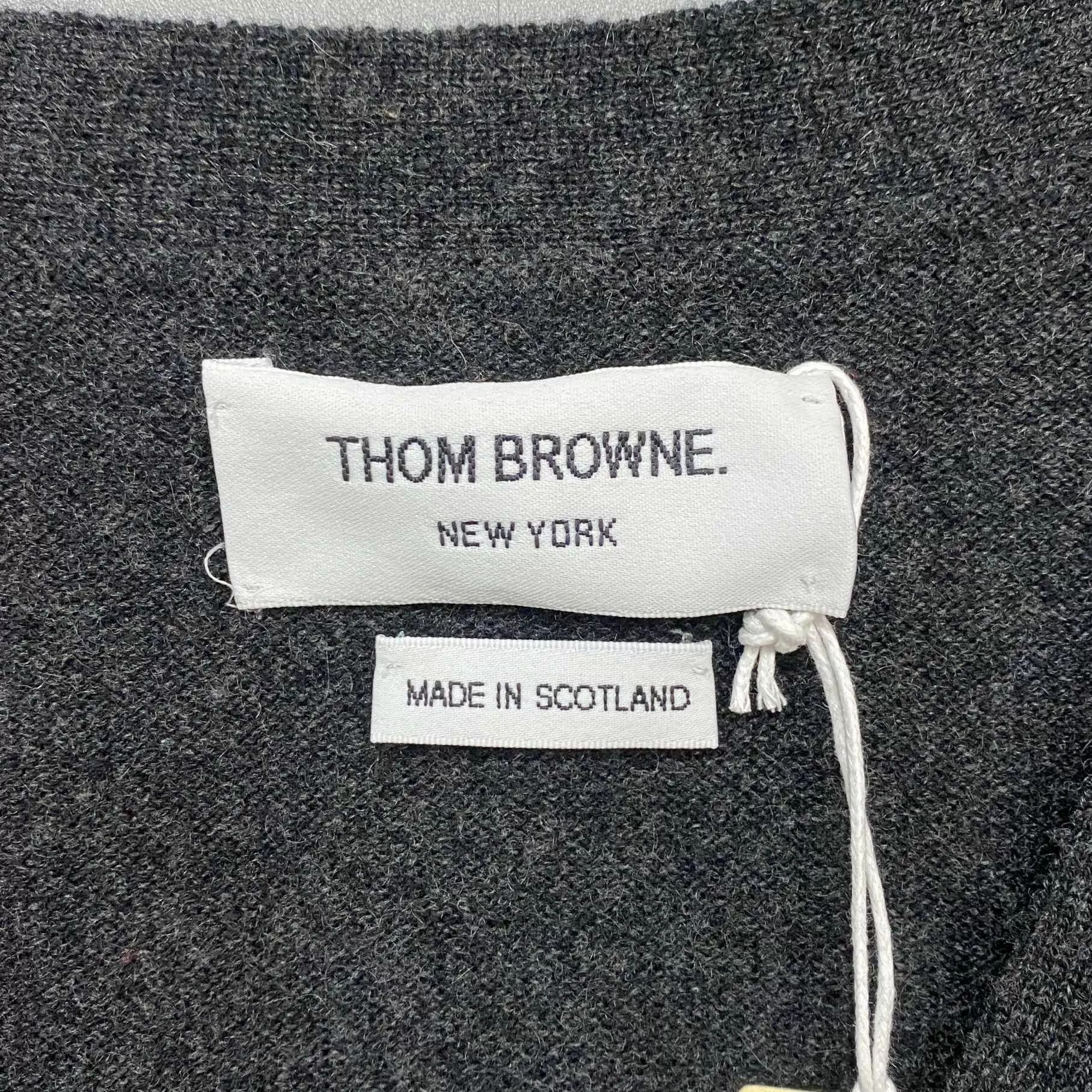 Thom Browne Thom Browne Deep Gray Cashmere Cardigan Size 40 Size S / US 4 / IT 40 - 4 Thumbnail