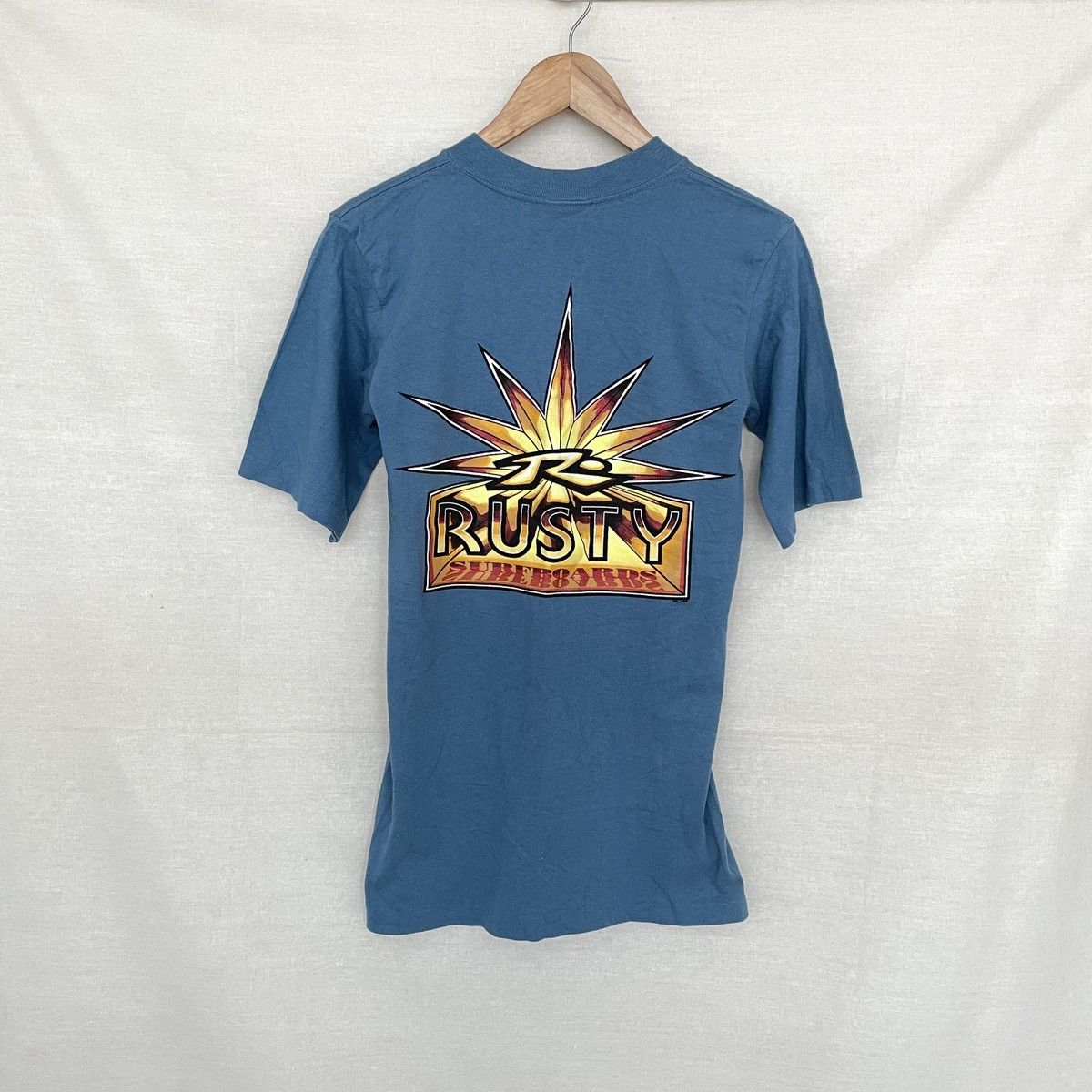 Rusty Vintage 1996 Rusty Surfboards Weed Logo Tshirt Made in USA Size US S / EU 44-46 / 1 - 1 Thumbnail