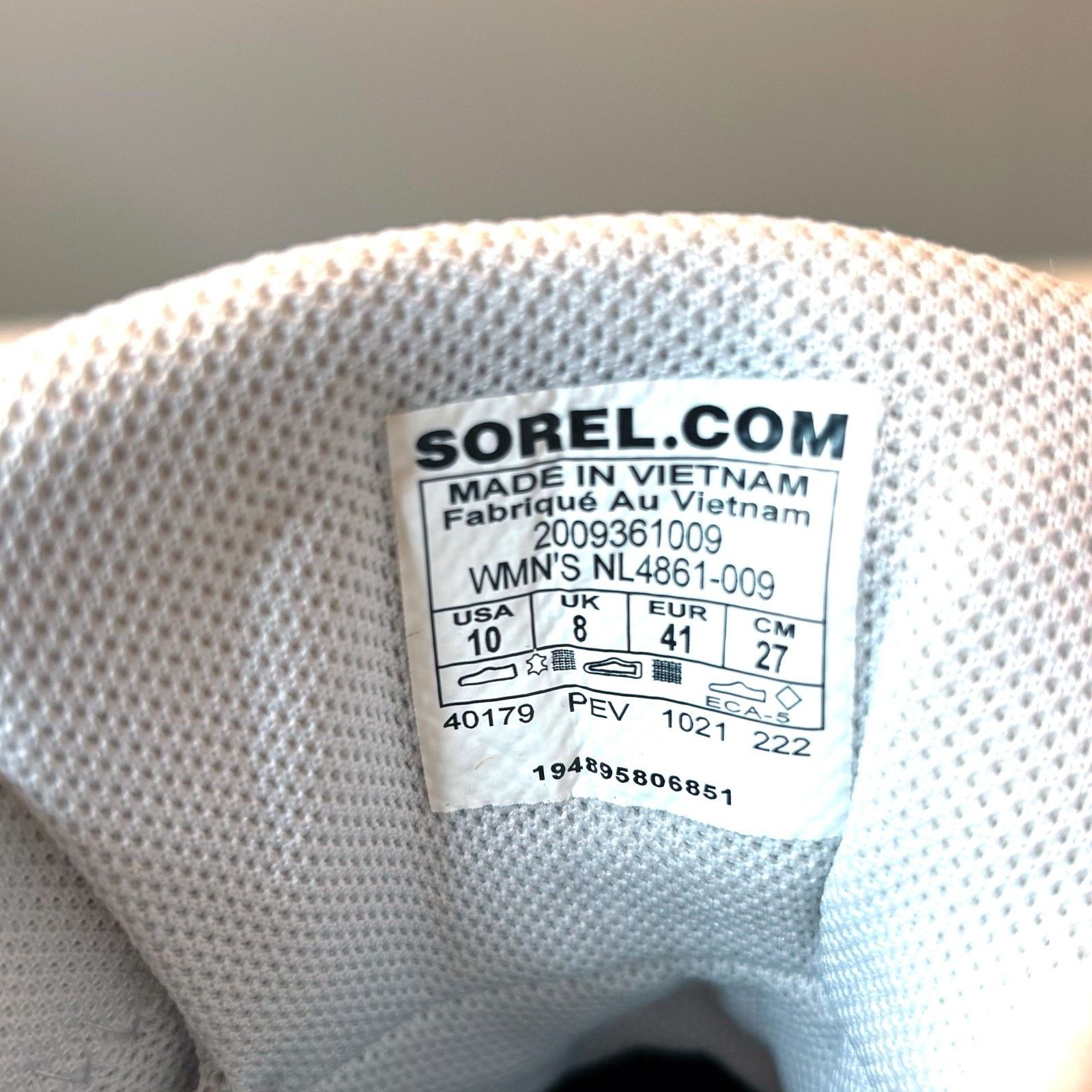 SOREL Sorel Out N About III Sneakers Sz 10 Gray Mid Top NL4861-009 Size US 10 / IT 40 - 9 Thumbnail