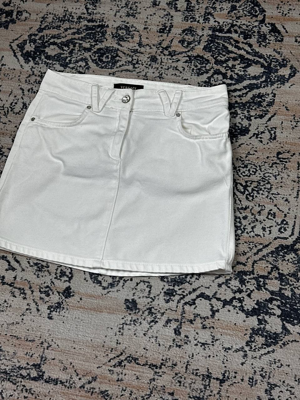 Versace Versace Summer White Denim Y2K Mini Skirt Size 25" / US 0 / IT 36 - 2 Thumbnail