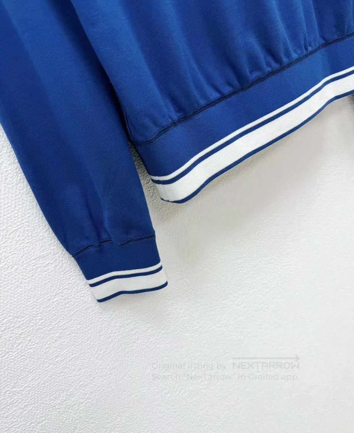 Dolce & Gabbana Blue Crew Neck Long Sleeve Sweatshirt. Size US S / EU 44-46 / 1 - 5 Thumbnail