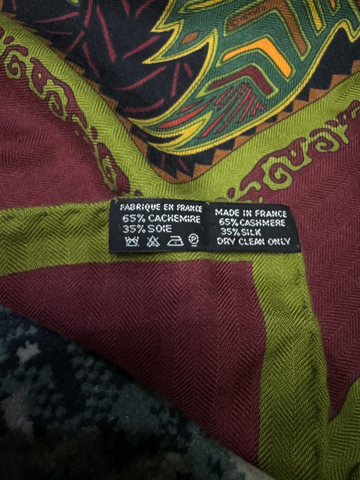 Hermes HERMES LEGENDE KUNA PEUPLE DE PANAMA CASHMERE SILK SCARF Size ONE SIZE - 9 Thumbnail