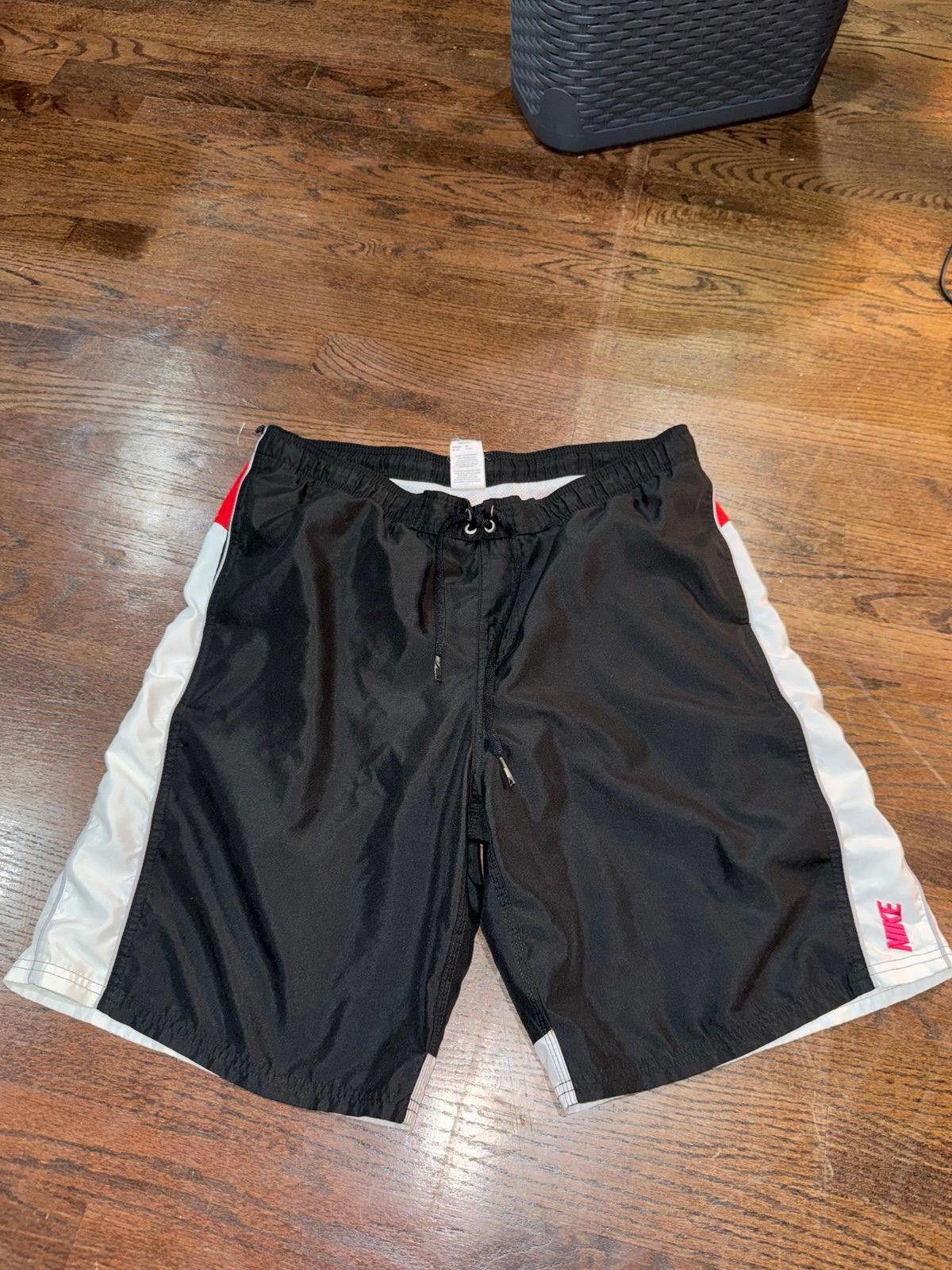 Nike VTG Y2K Nike Swim Men’s Trunks Rare Sz L Mesh Shorts Rare Size US 34 / EU 50 - 2 Thumbnail