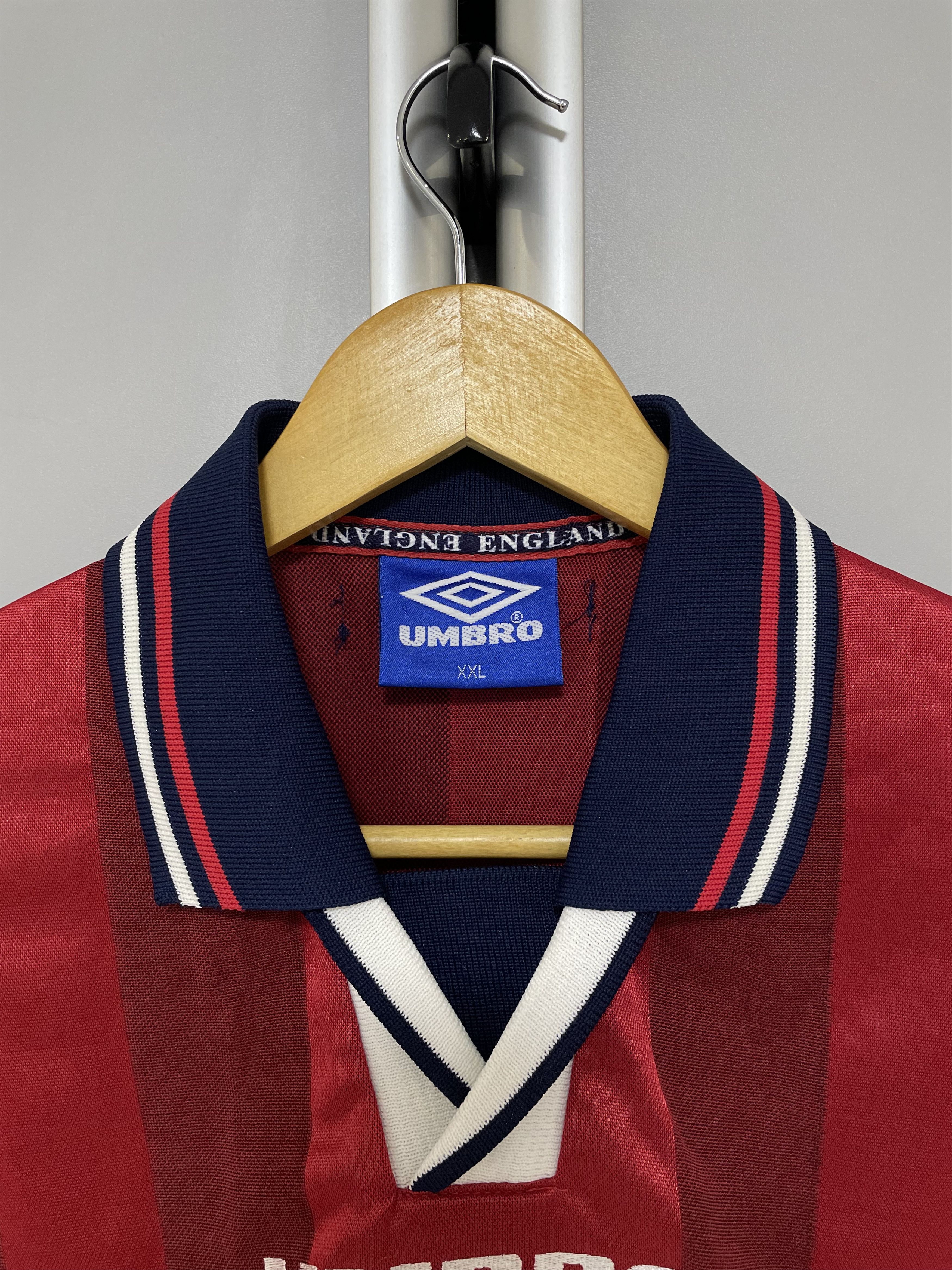 Umbro UMBRO ENGLAND 1997-1998 Vintage Jersey Soccer Football Size US XXL / EU 58 / 5 - 7 Thumbnail