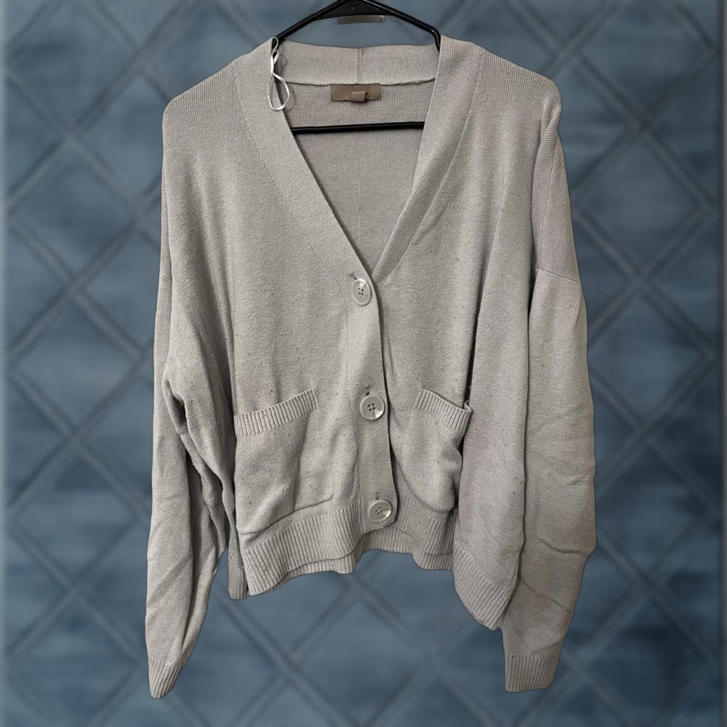 H&M H&M Womens Cardigan Sweater Size L Beige Chunky Knit Deep V-Neck Big Button Size L / US 10 / IT 46 - 1 Thumbnail