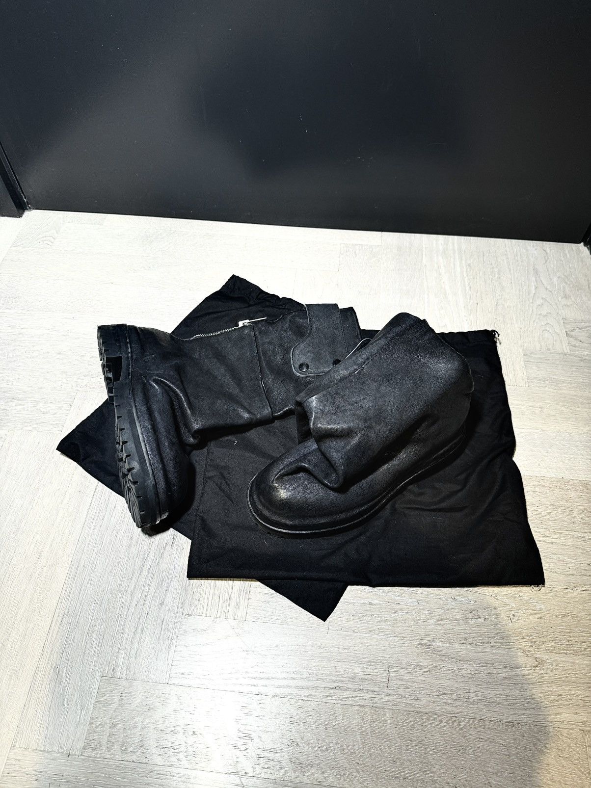 424 424 on Fairfax Overlay Black Leather Strap Boots 40 Size US 7 / EU 40 - 14 Thumbnail