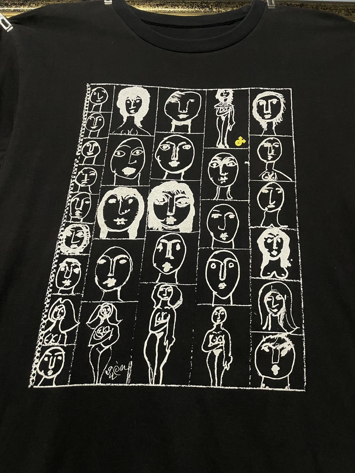 Vintage Vintage 1990s Single Stitch Art Naked Sunfaded Trash Tee Size US S / EU 44-46 / 1 - 6 Thumbnail