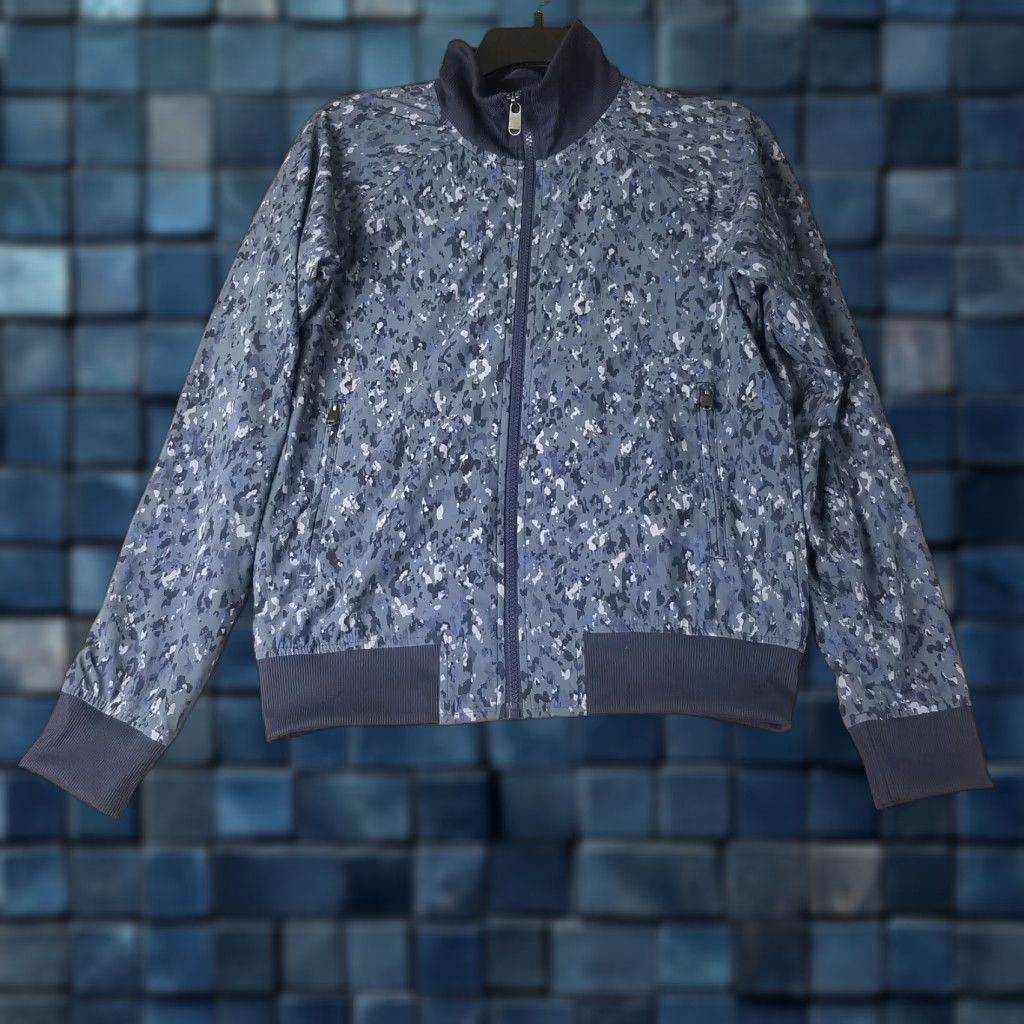 Athleta Athleta Jacket Womens XS Brooklyn Bomber Jacket II Blue Camo Full Zip - Regular Fit, Camouflage, Lightweight Activewear Jacket Size XS / US 0-2 / IT 36-38 - 1 Thumbnail