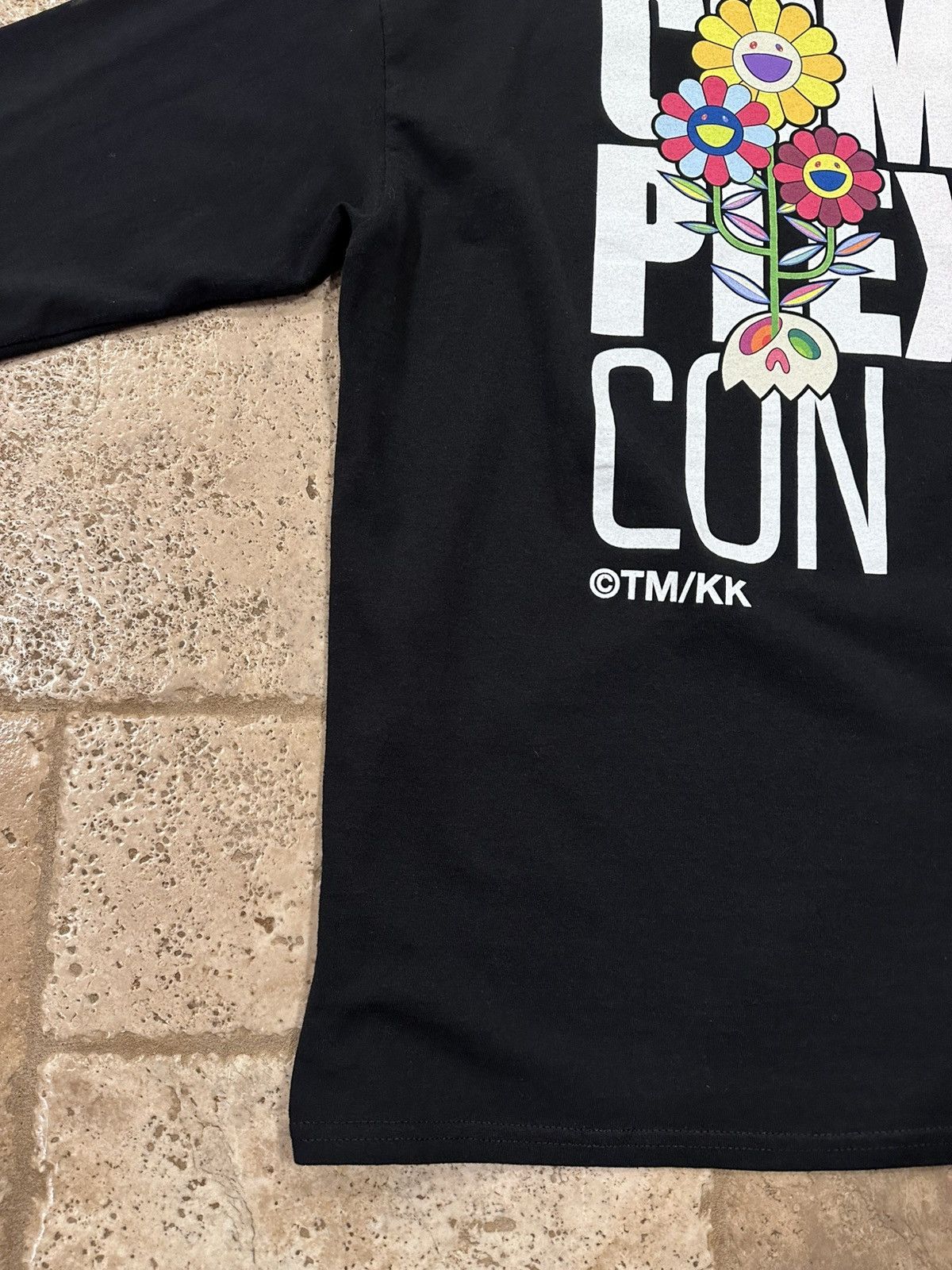 Complex Takashi Murakami ComplexCon Flower Black Long Sleeve T-Shirt Size US L / EU 52-54 / 3 - 12 Thumbnail