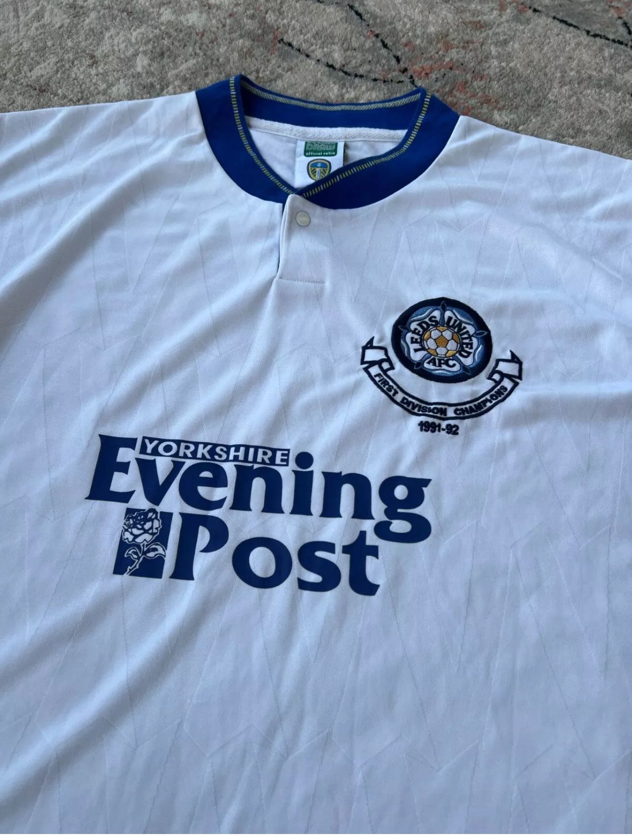 Vintage Leeds United Retro Evening Post Jersey Size US XXL / EU 58 / 5 - 2 Thumbnail