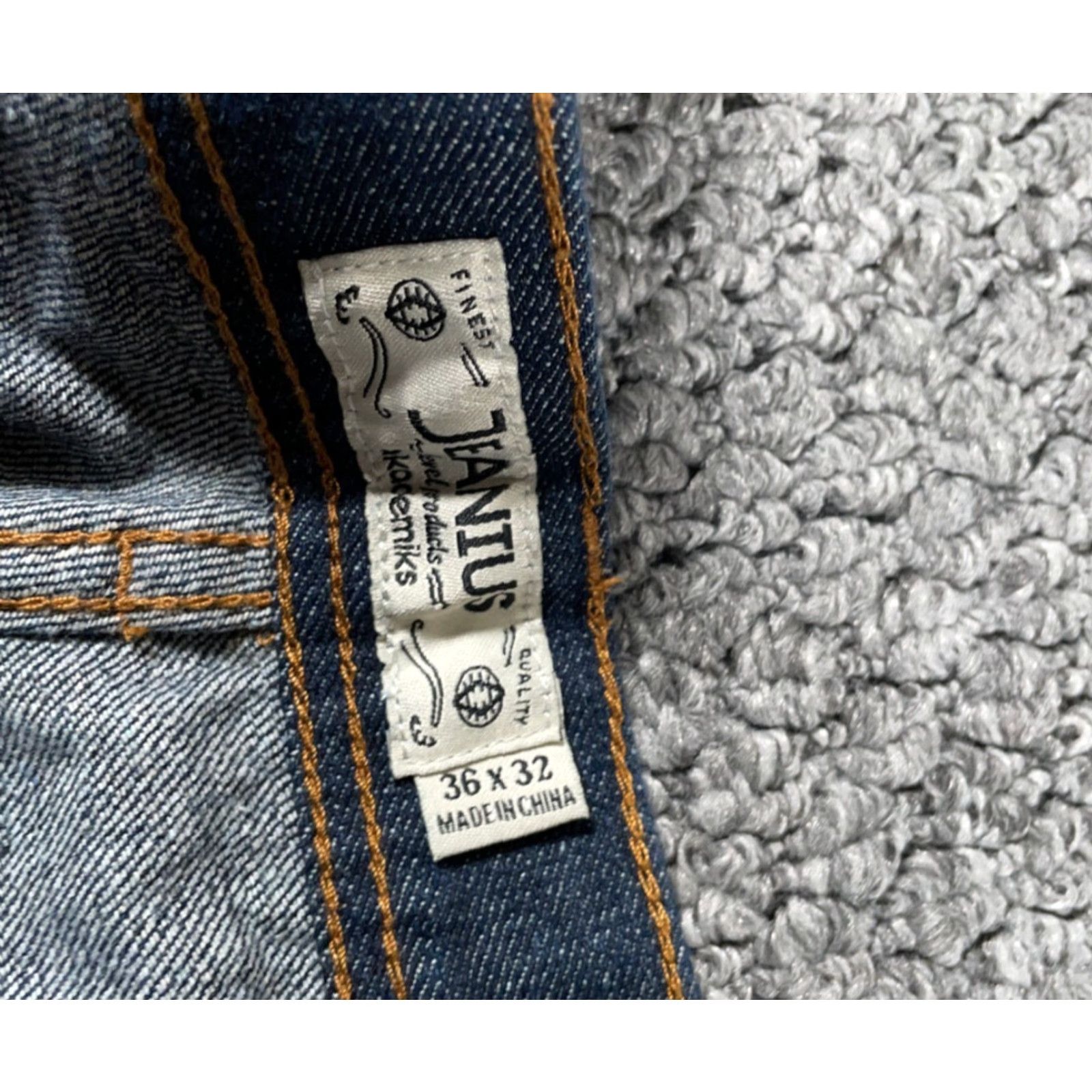 Akademiks VINTAGE Akademiks Jeans Tapered 36 x 32 Men Dark Blue Denim 90s Hip Hop Retro Embroidered Pockets 5-Pocket Regular Rise Mid Size US 32 / EU 48 - 4 Thumbnail