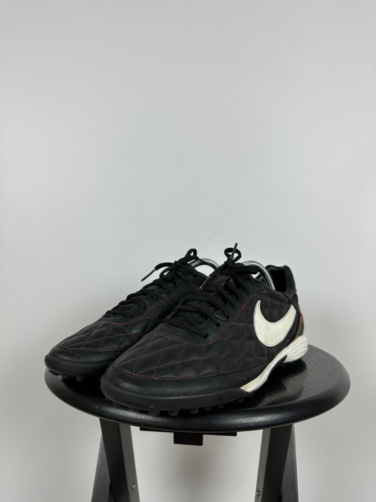 Nike 2008 Nike Tiempo R10 Ronaldinho Leather Football Shoes Size US 10 / EU 43 - 5 Thumbnail