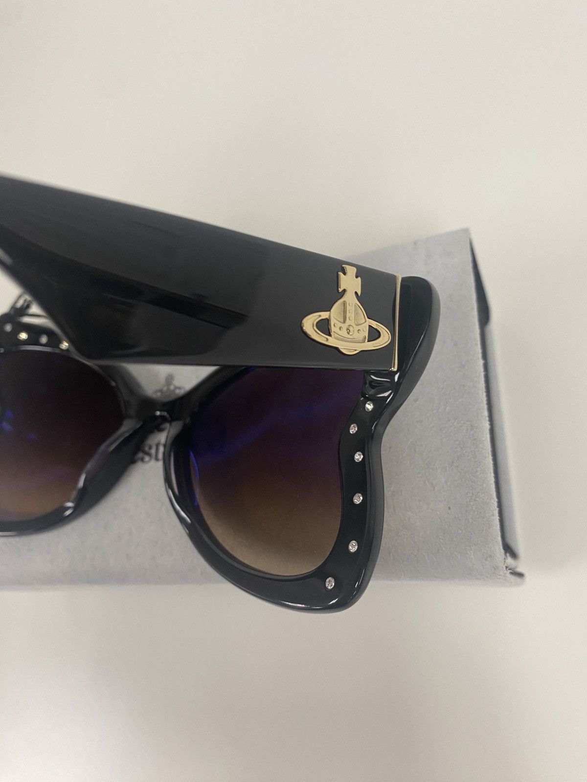 Vivienne Westwood Athalia Sunglasses Size ONE SIZE - 4 Thumbnail