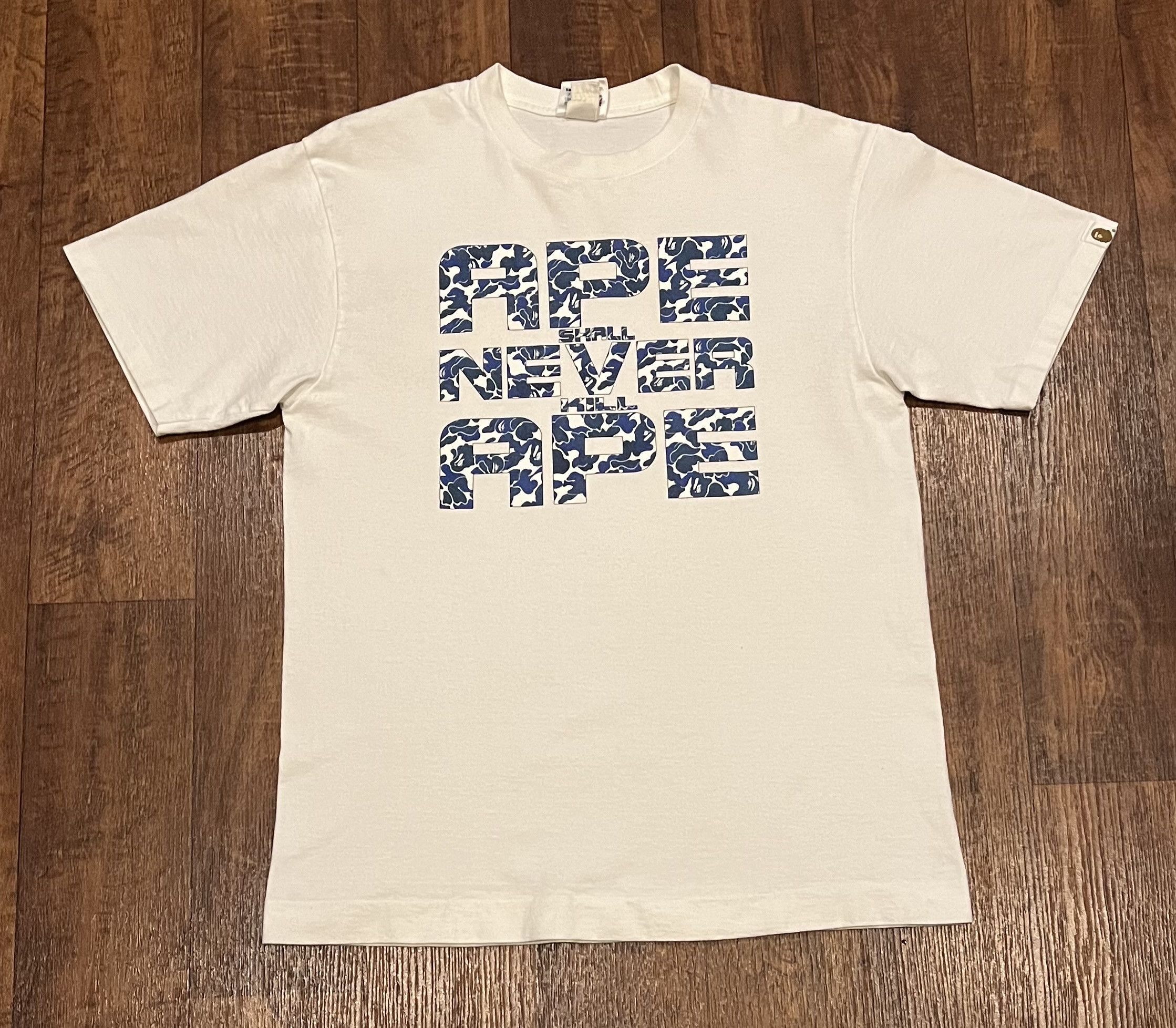 Bape Bape camo logo tee shirt Size US M / EU 48-50 / 2 - 1 Thumbnail