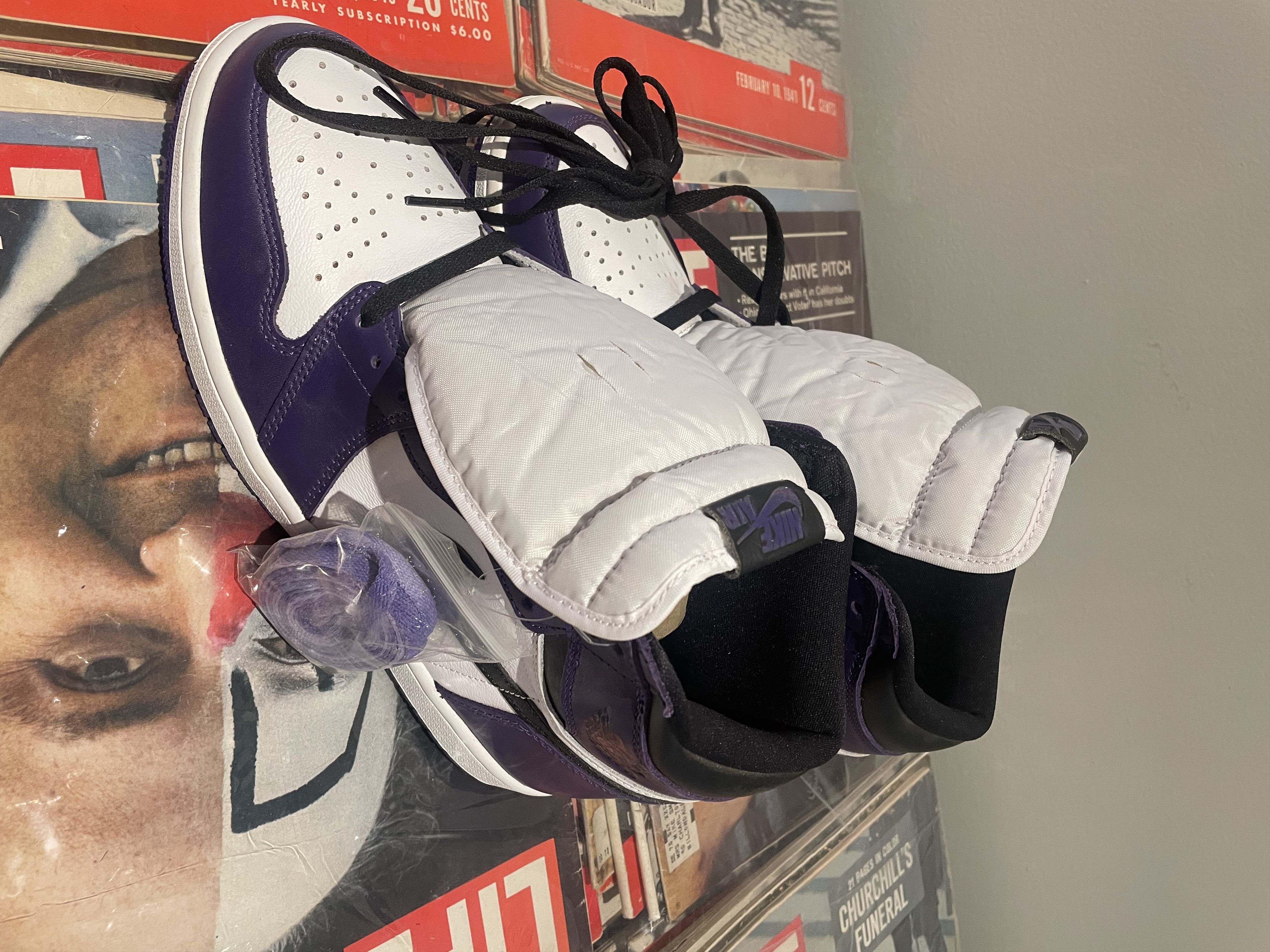Nike Air Jordan 1 High Court Purple Size US 11 / EU 44 - 2 Thumbnail