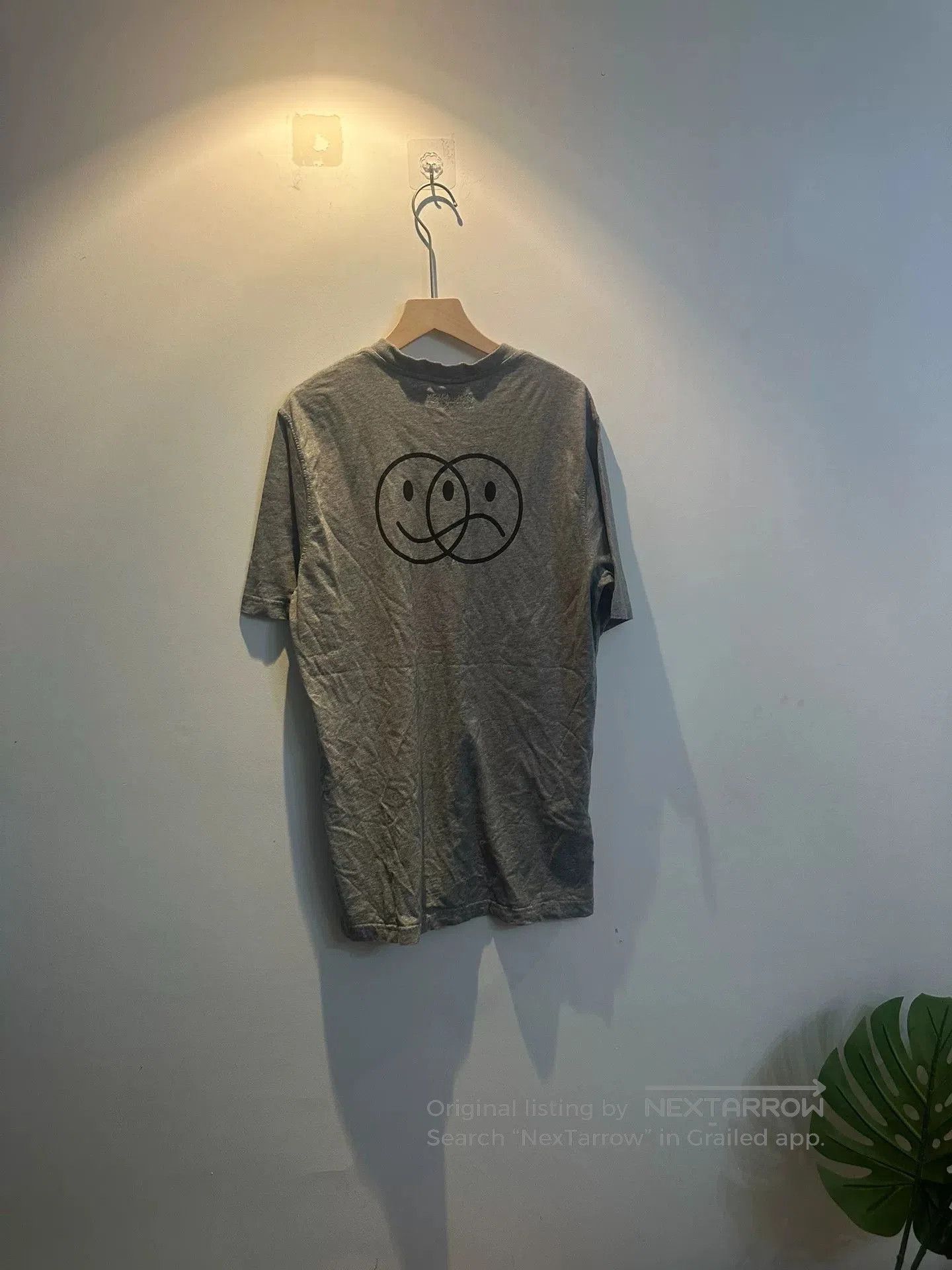 Vetements vetements smiley face logo short sleeve t. Size US XS / EU 42 / 0 - 2 Thumbnail